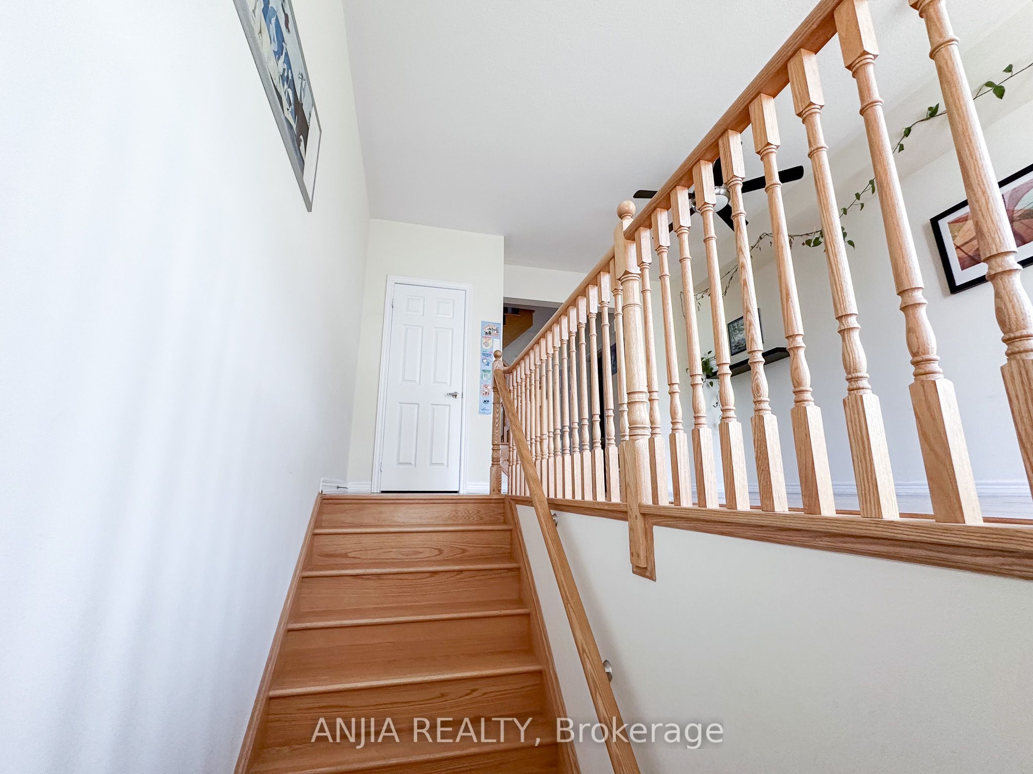 16 Weidman Lane, Markham, ON L6E 0T1 photo 4