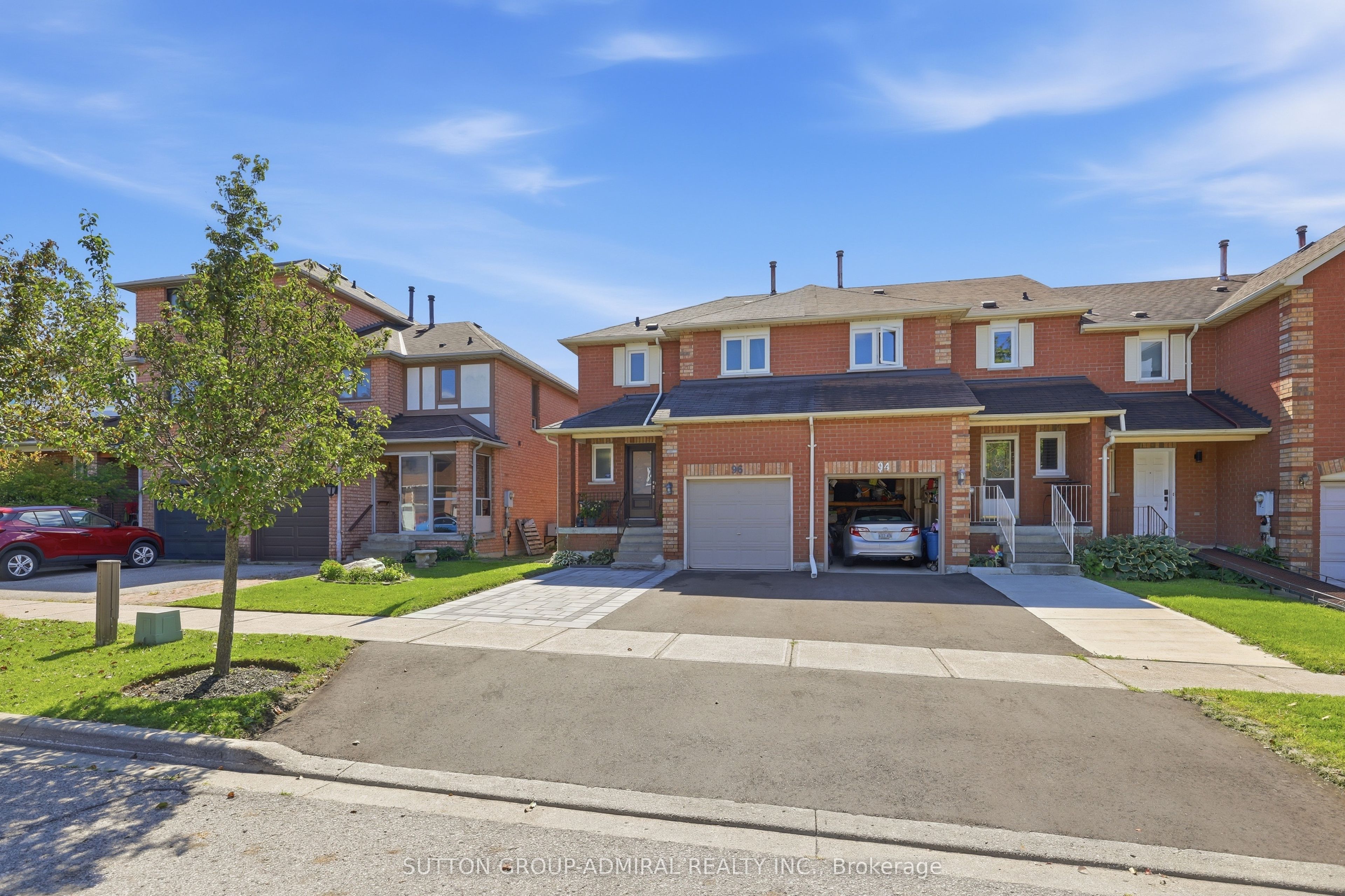 96 Islay Crescent, Vaughan, ON L6A 2B9