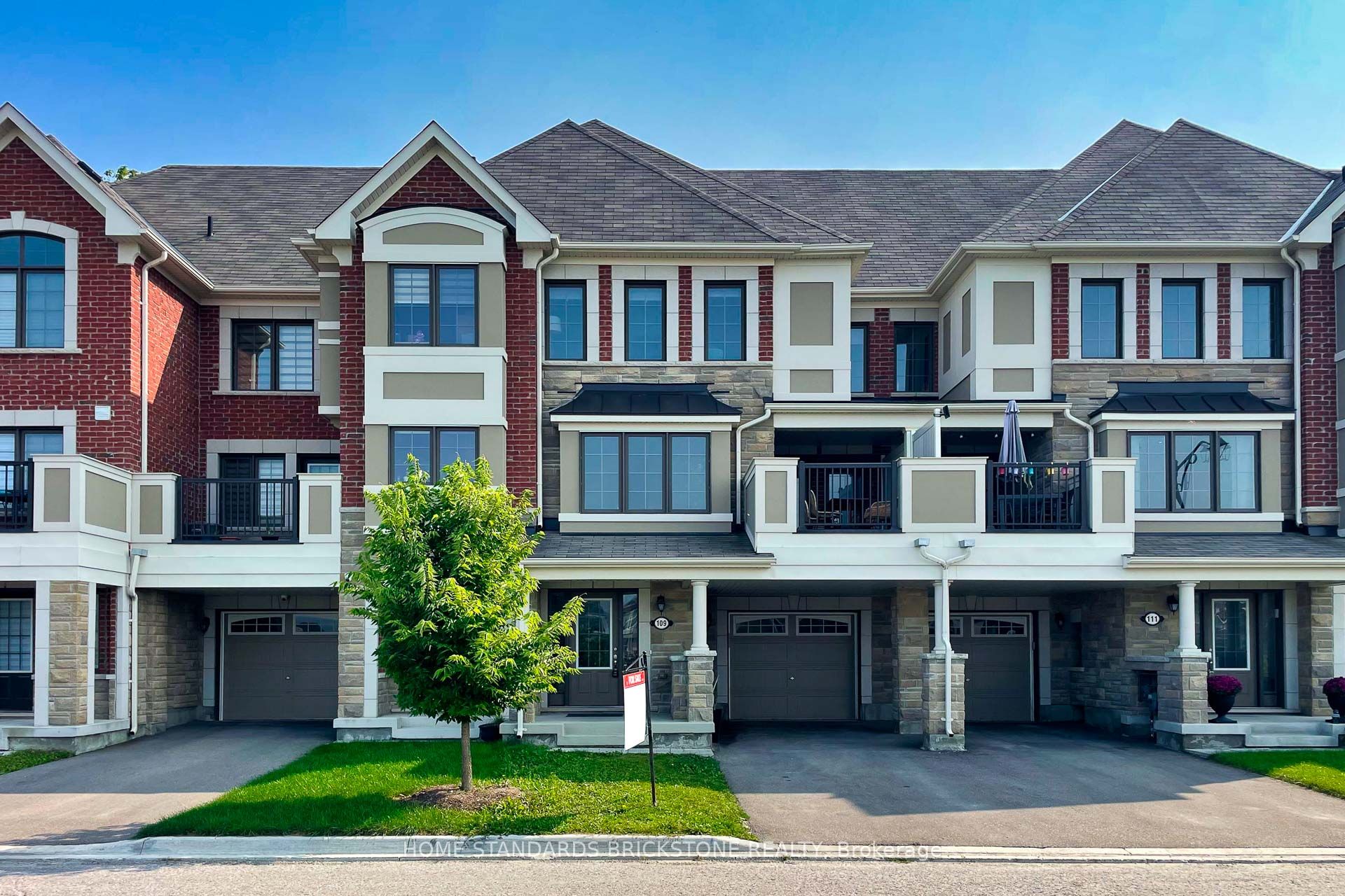 109 Mcalister Avenue, Richmond Hill, ON L4S 0L2