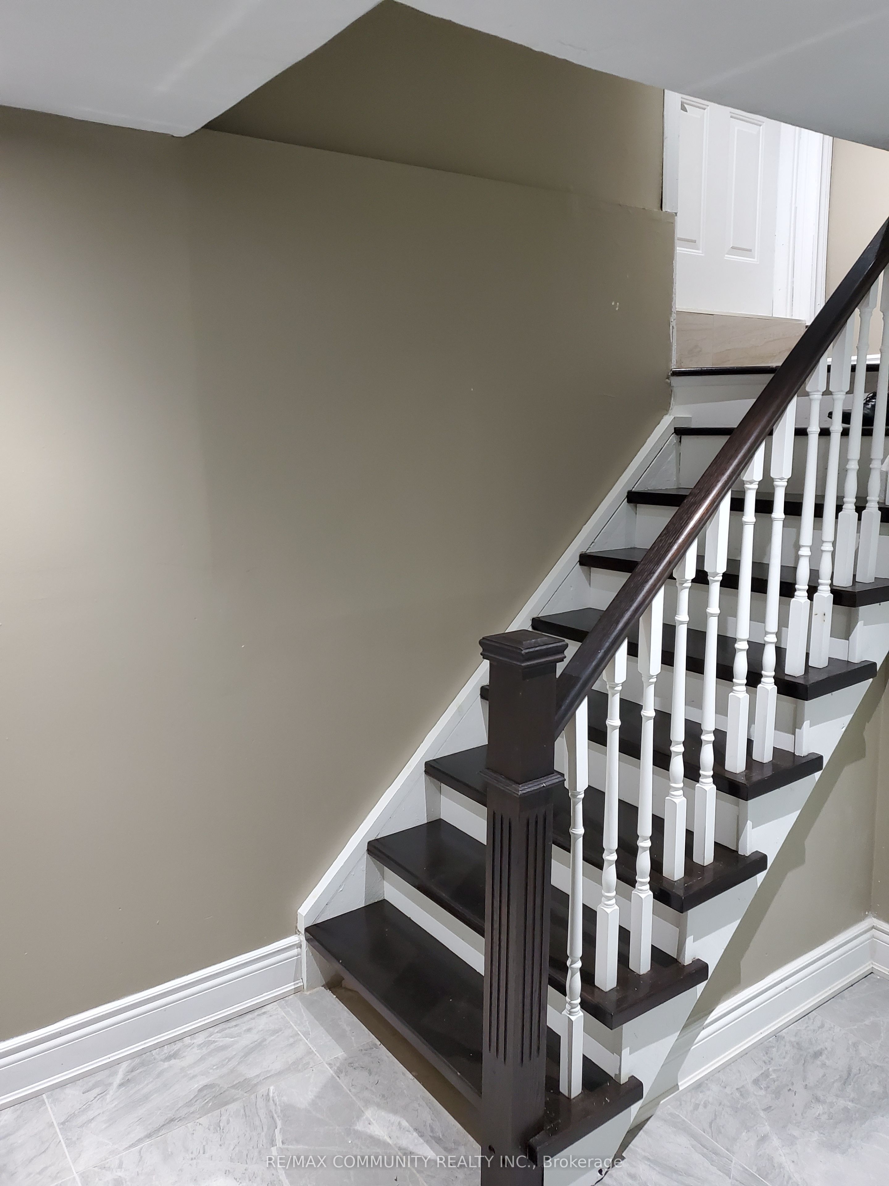 27 Karen Miles Crescent Basement, Markham, ON L3S 1Z6 photo 4