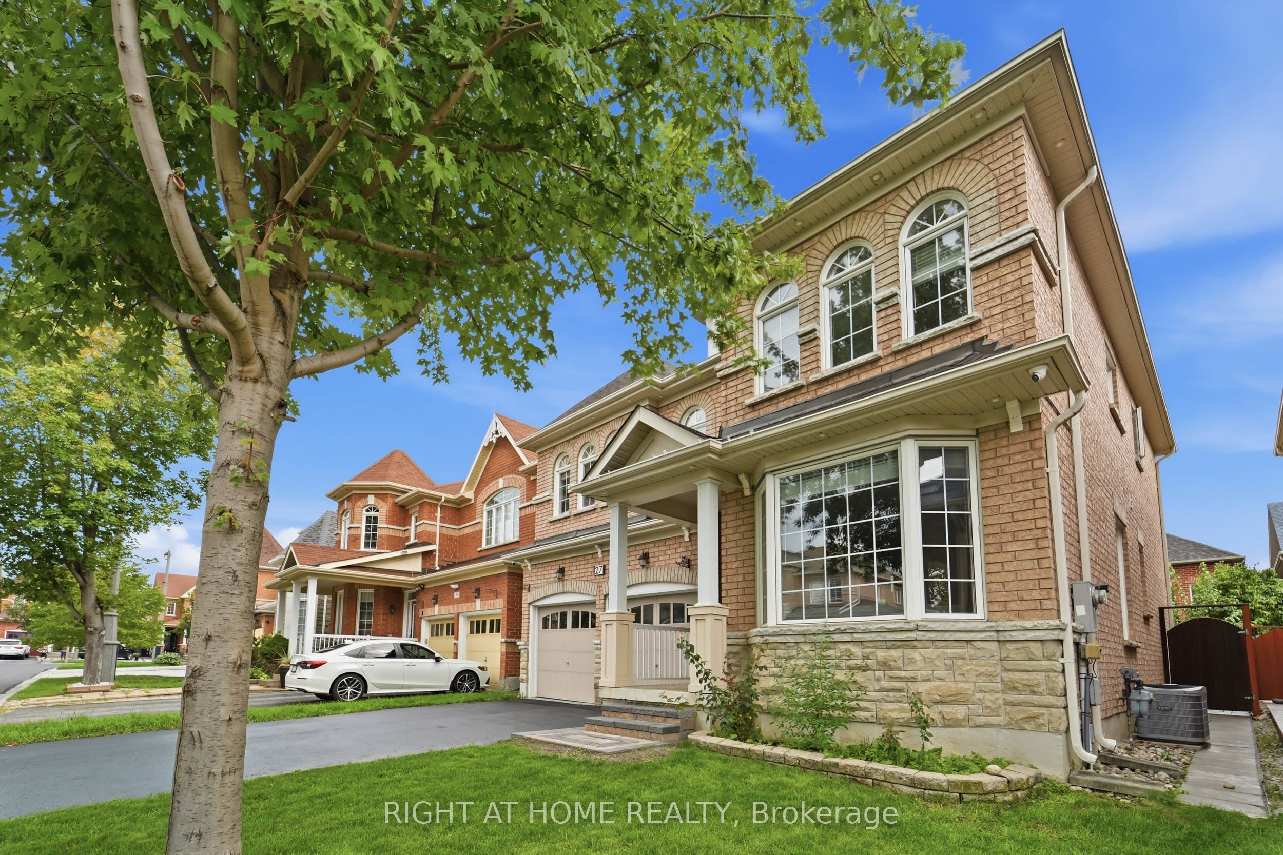 27 Hawkweed Manor, Markham, ON L6B 0E3 photo 2
