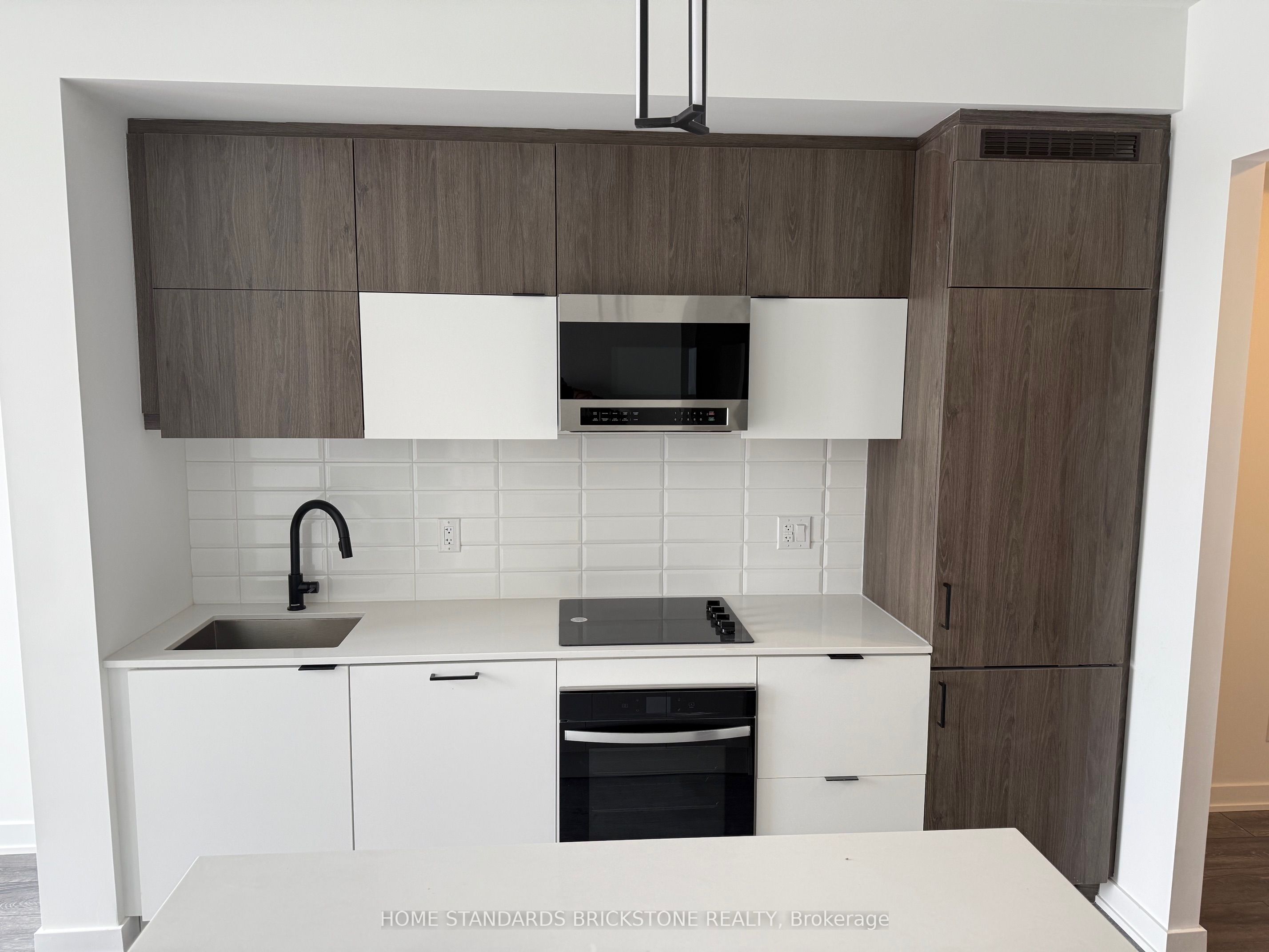 421-8888 YONGE Street E, Richmond Hill, ON L4C 6Z1 photo 3