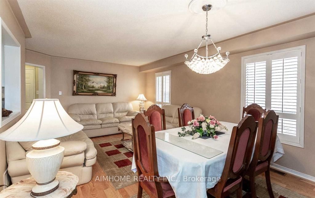 34 Raymond Bartlett Avenue, Markham, ON L3R 5H7 photo 5