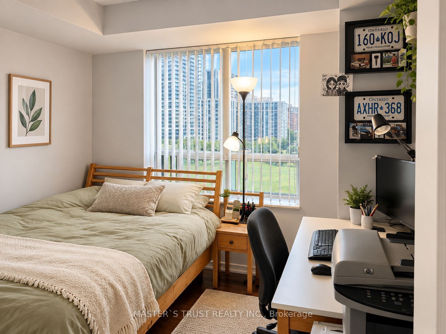 11 Oneida Crescent 704, Richmond Hill, ON L4B 0A1 photo 5