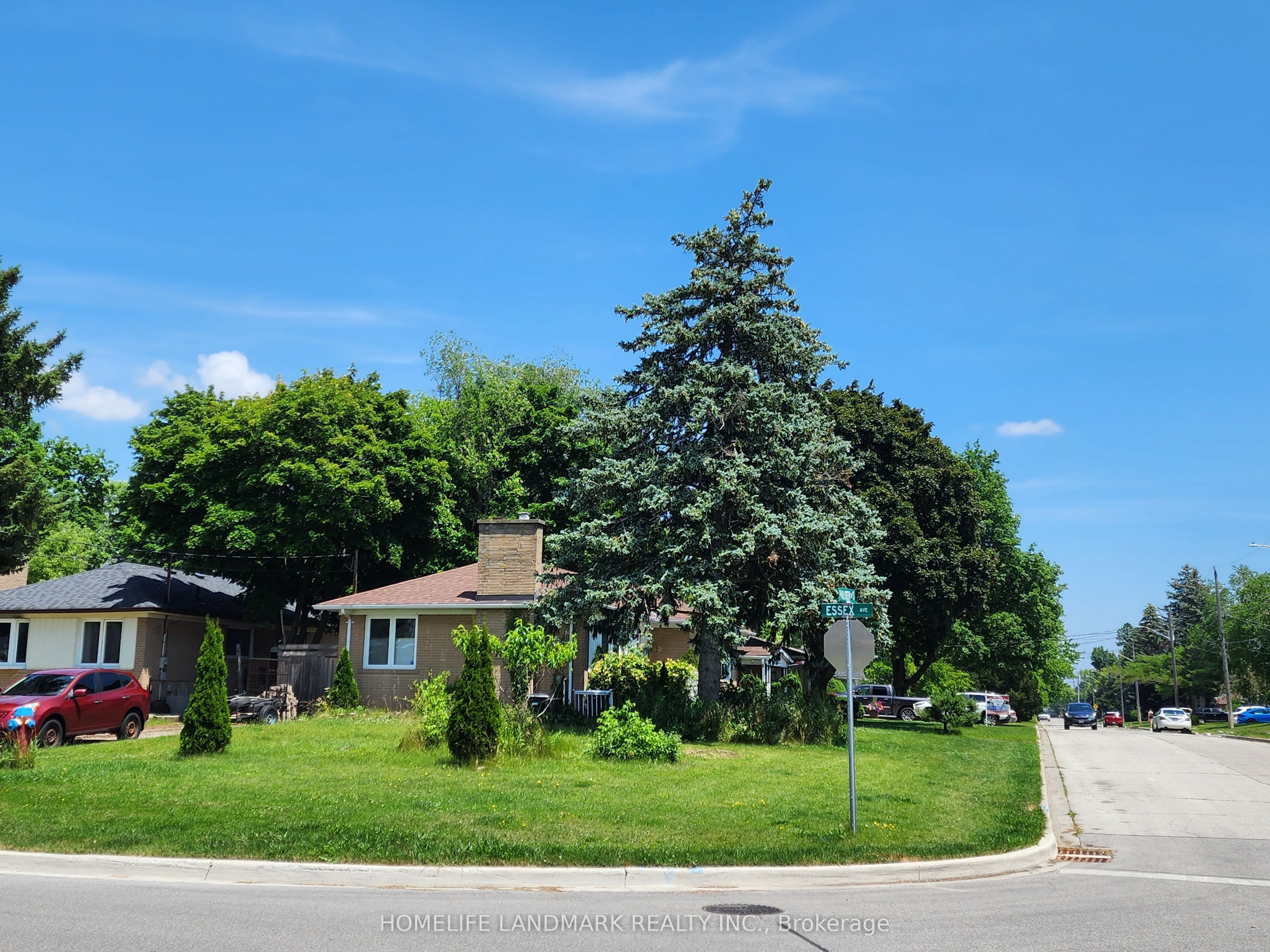 283 Paliser Crescent S, Richmond Hill, ON L4C 1R9 photo 2