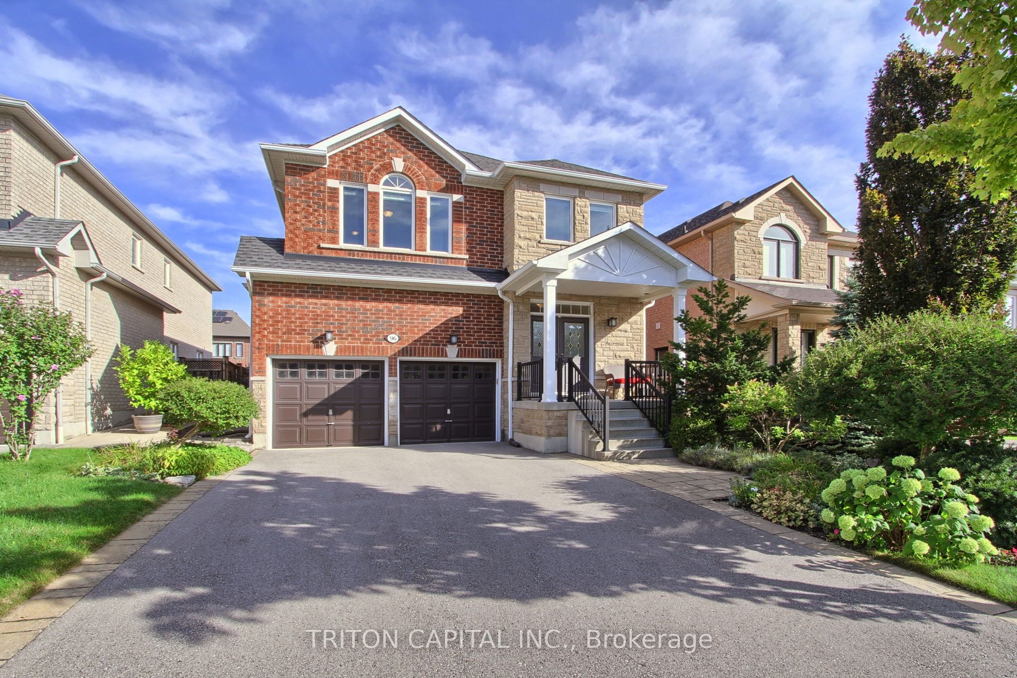 96 Timber Valley Avenue, Richmond Hill, ON L4E 4Z9 photo 3