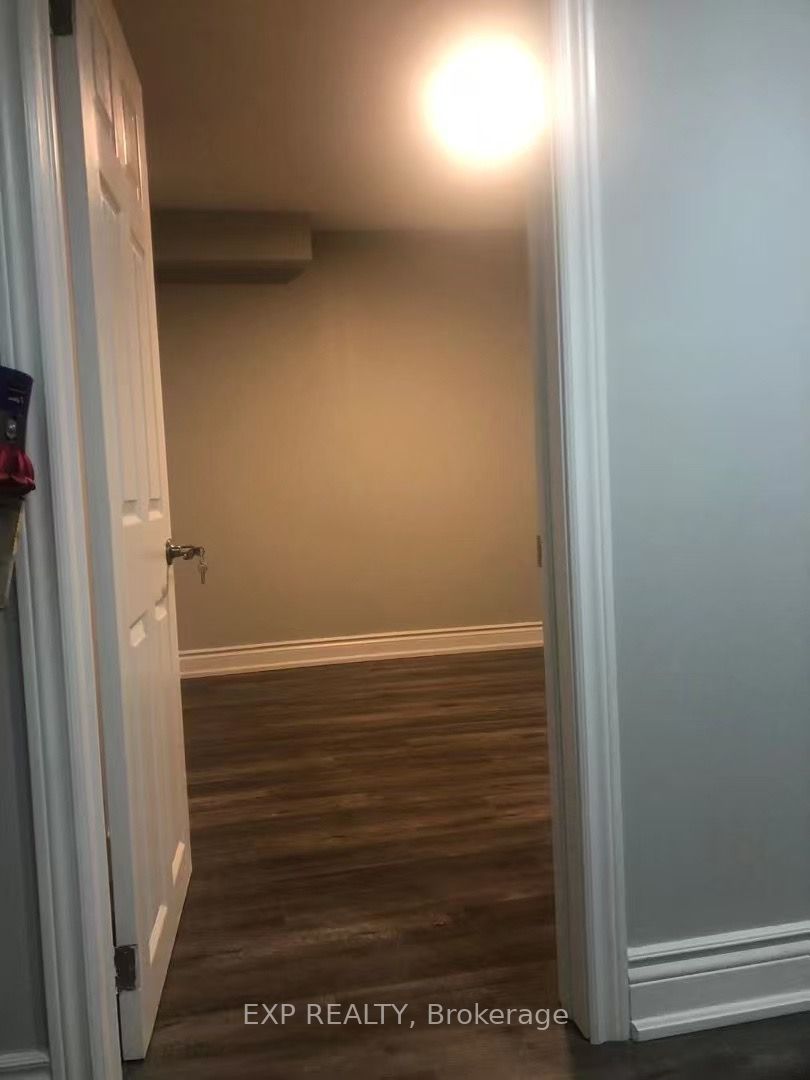 82 Alderbury Drive, Markham, ON L3S 3G1 photo 3