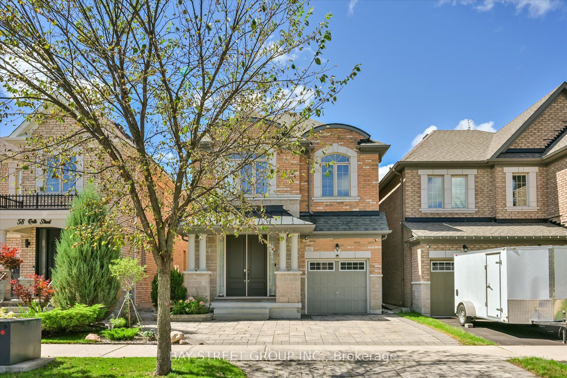 62 Roth Street, Aurora, ON L4G 0W7