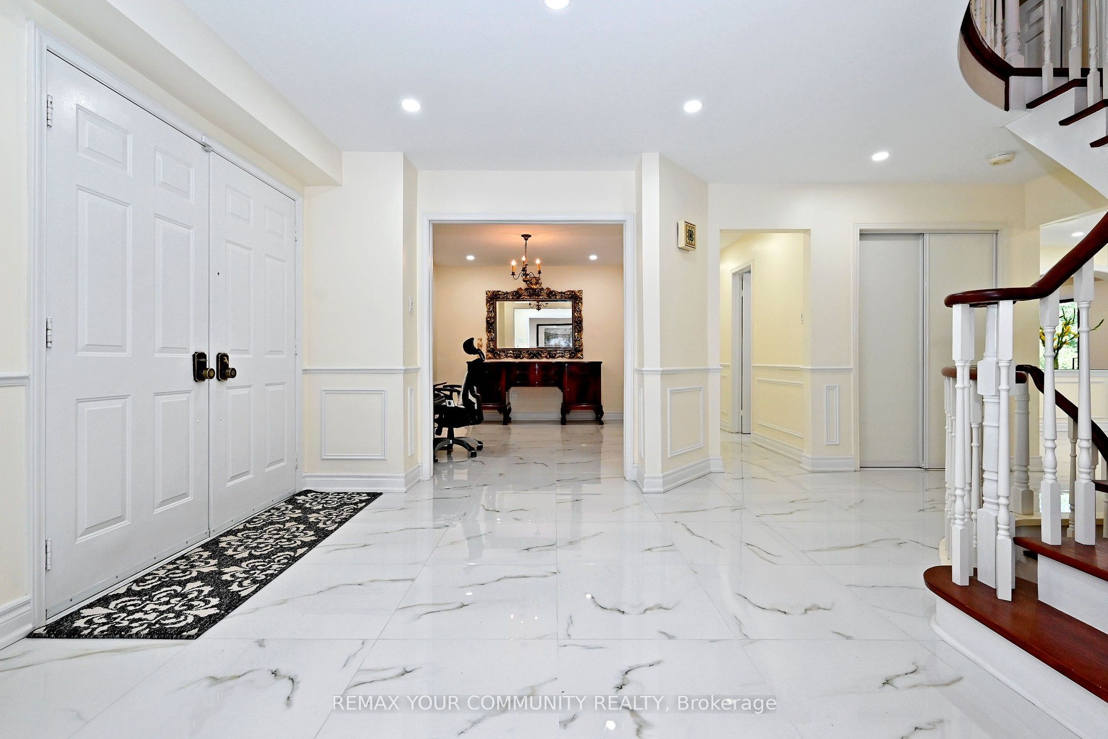88 Cambridge Crescent, Richmond Hill, ON L4C 6G2 photo 5
