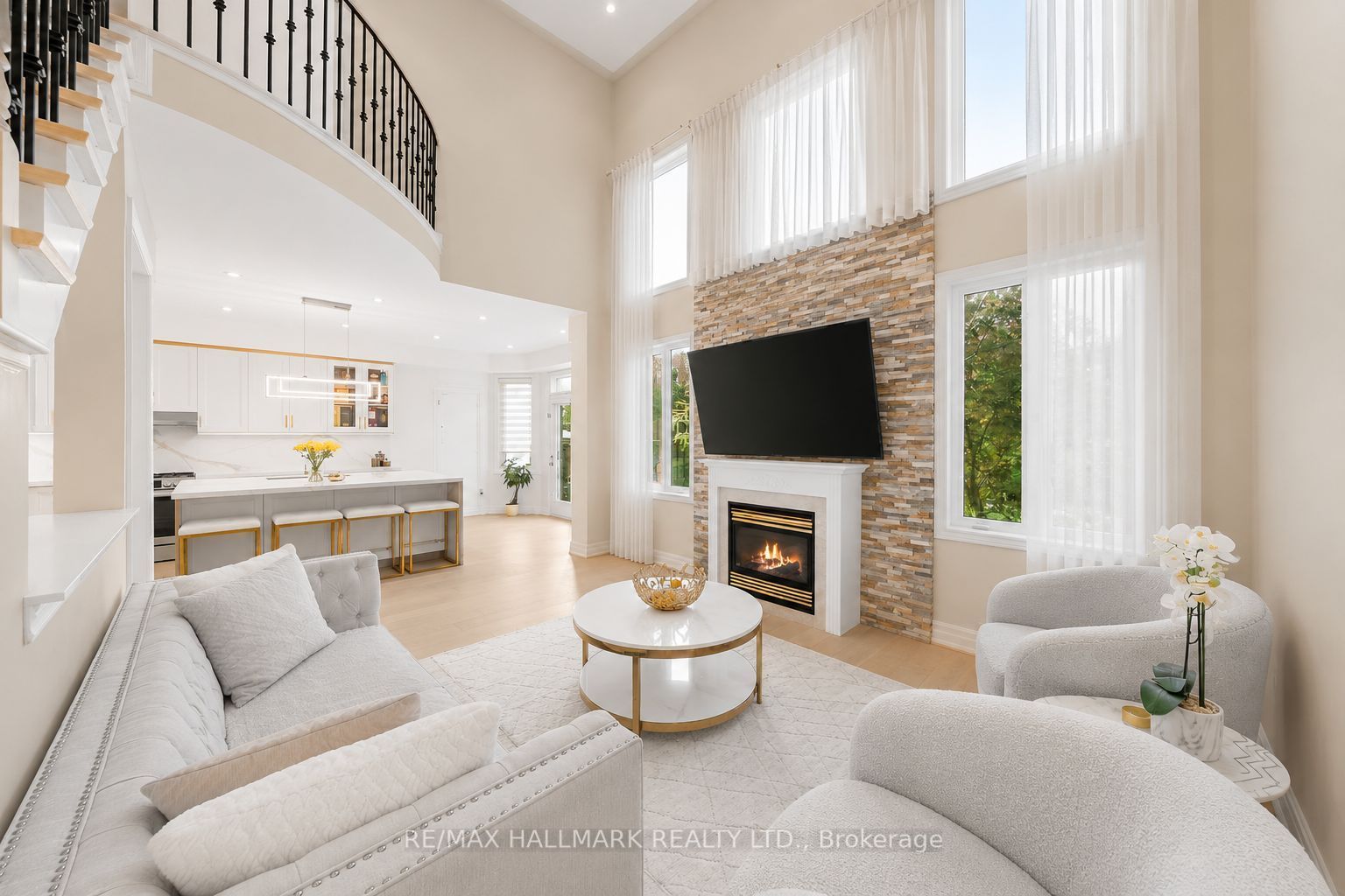 101 Ravine Edge Drive, Richmond Hill, ON L4E 4J6 photo 4