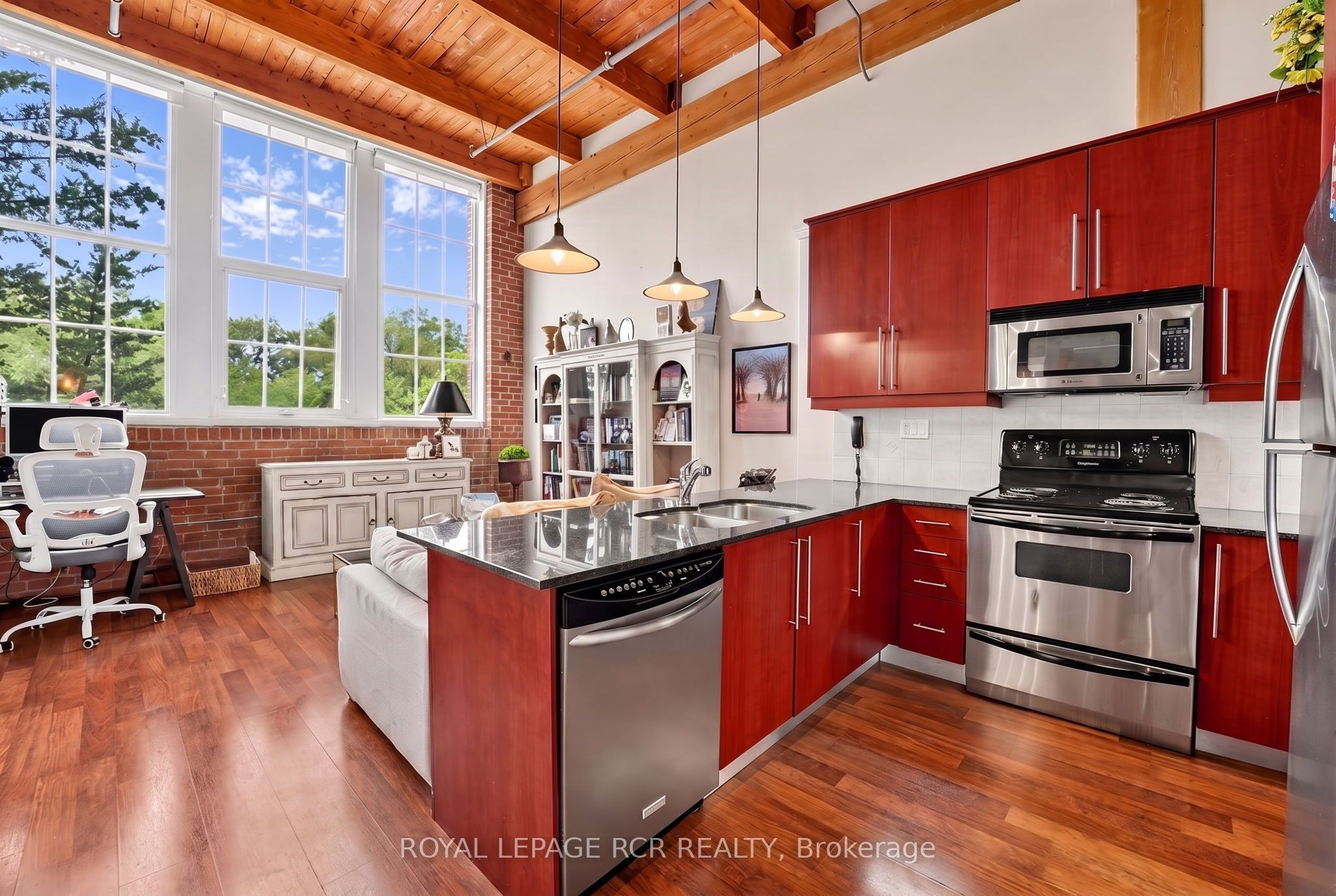543 Timothy Street 207, Newmarket, ON L3Y 1R1 photo 5