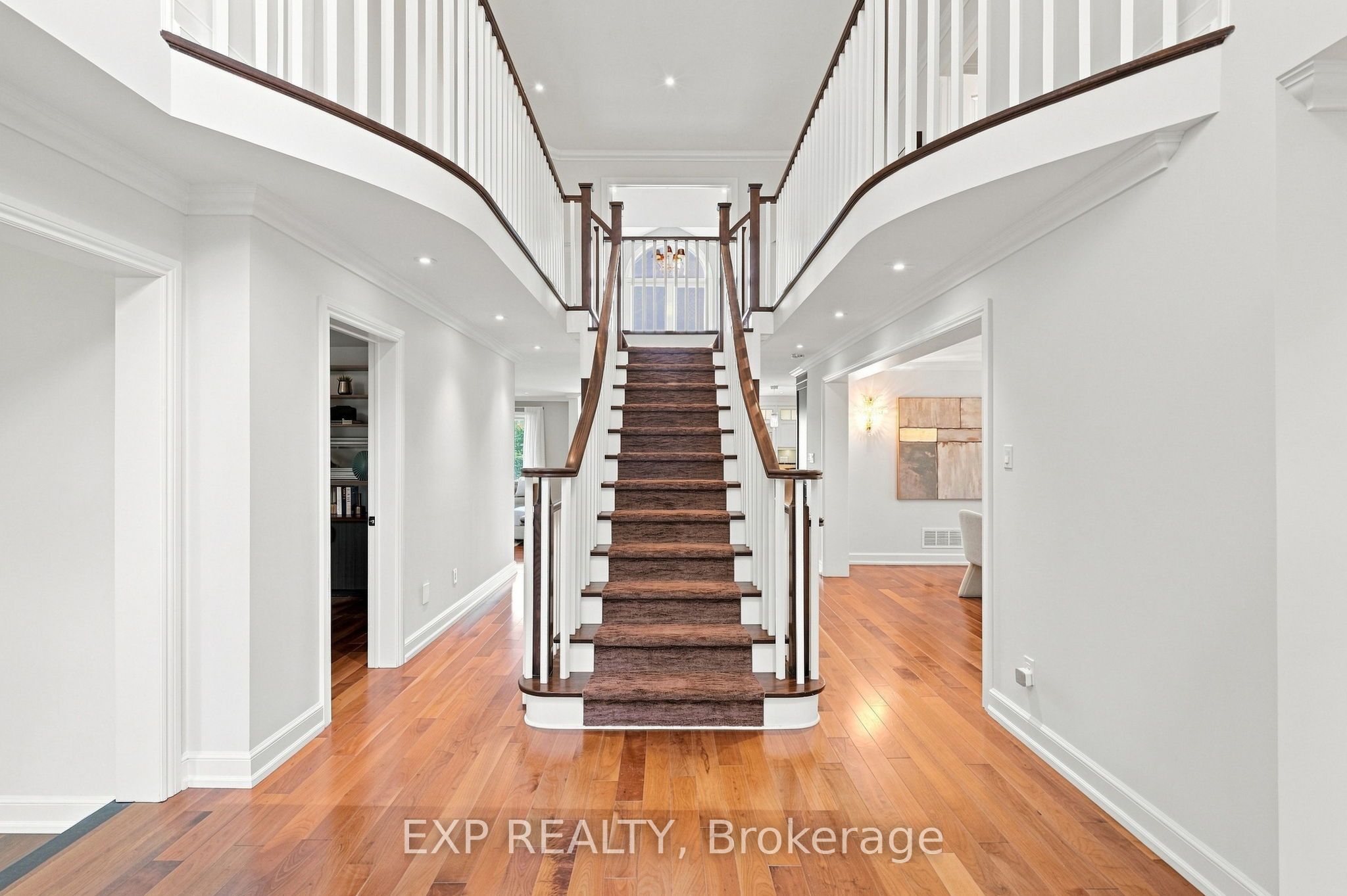 655 Culler Mews, Newmarket, ON L3X 1V8 photo 4