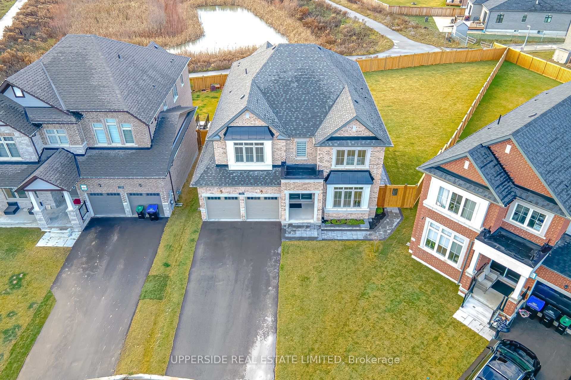 1727 Corsal Court, Innisfil, ON L9S 0P8