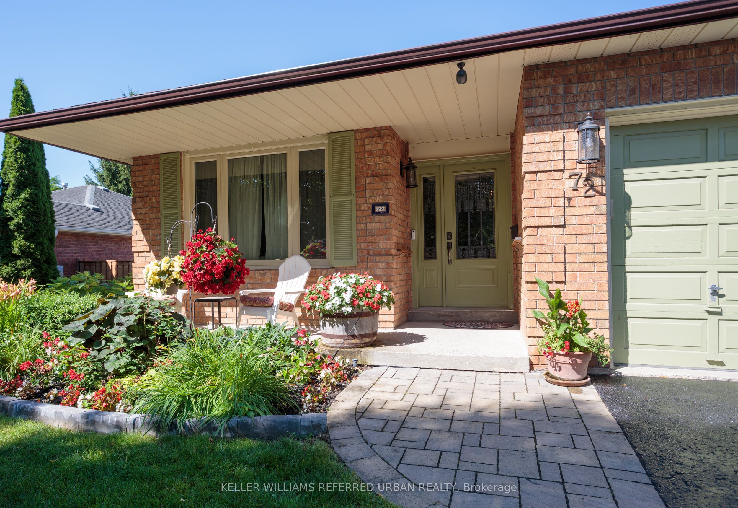 72 Munro Crescent, Uxbridge, ON L9P 1L8 photo 2