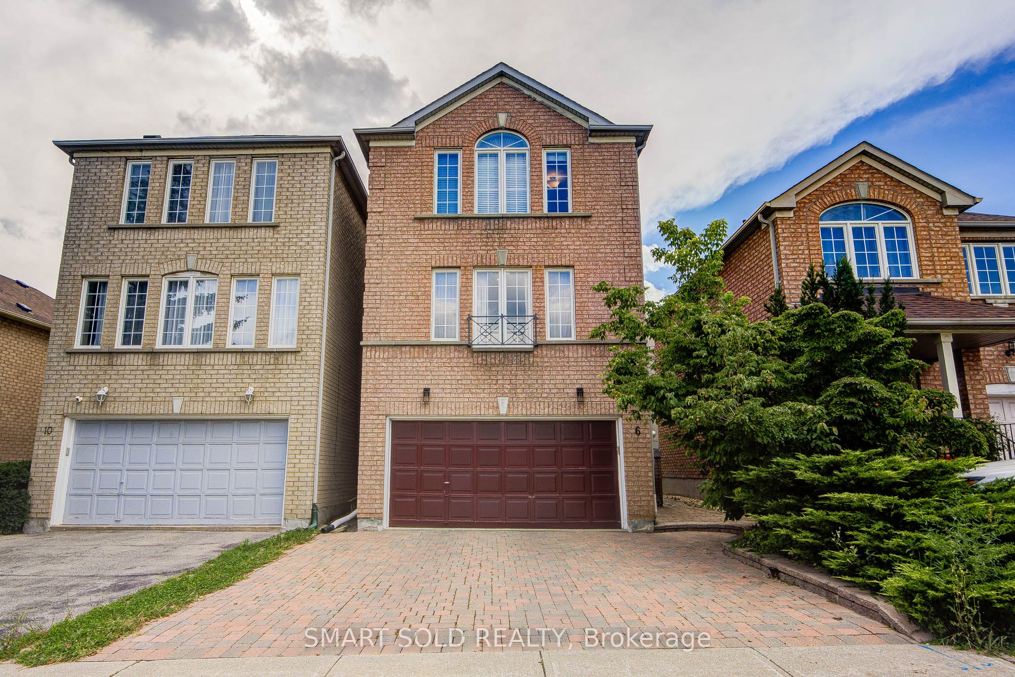 6 Sugarforest Drive, Vaughan, ON L4J 8M7 photo 3
