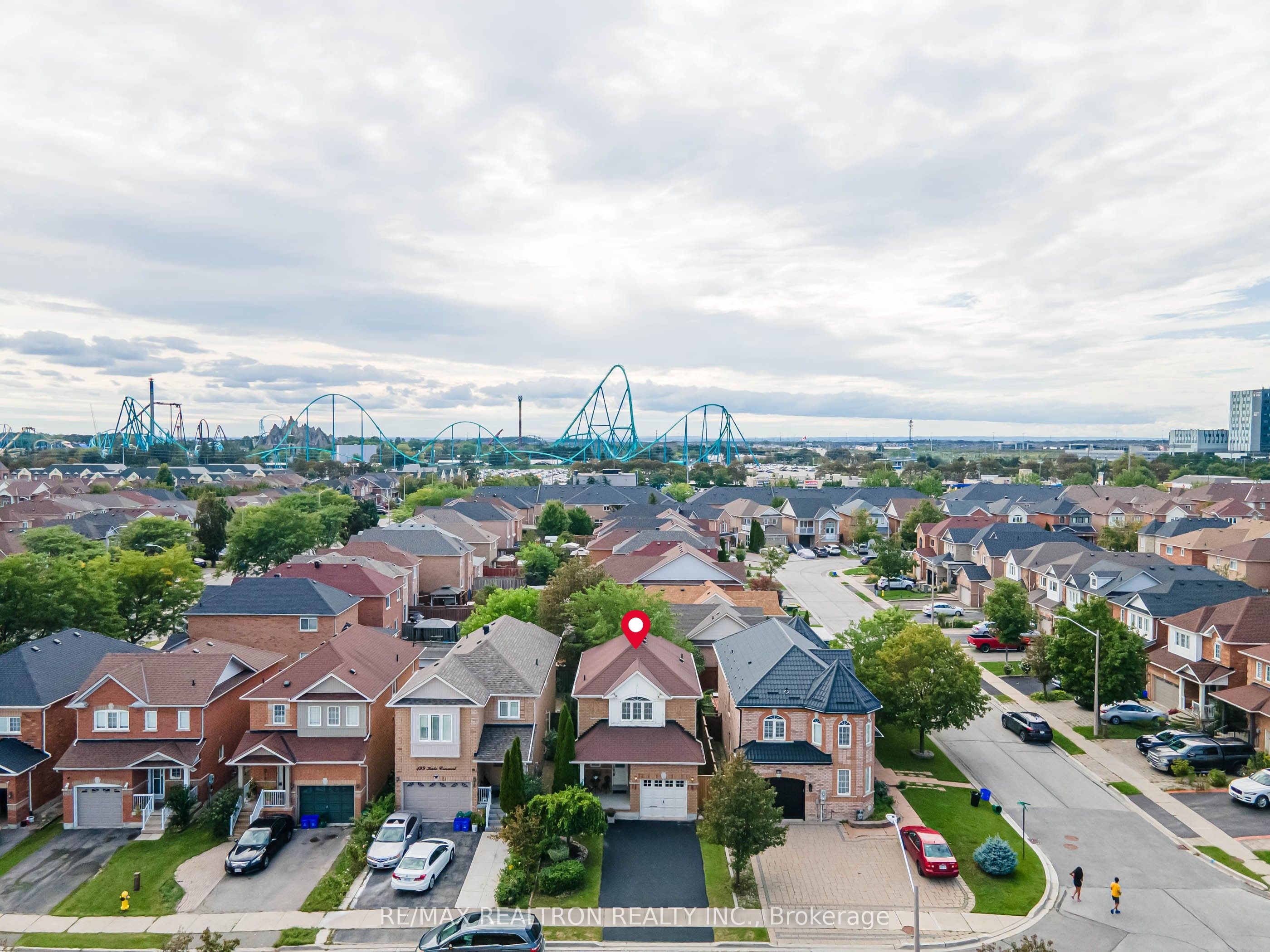 195 Kale Crescent, Vaughan, ON L6A 3R2 photo 2