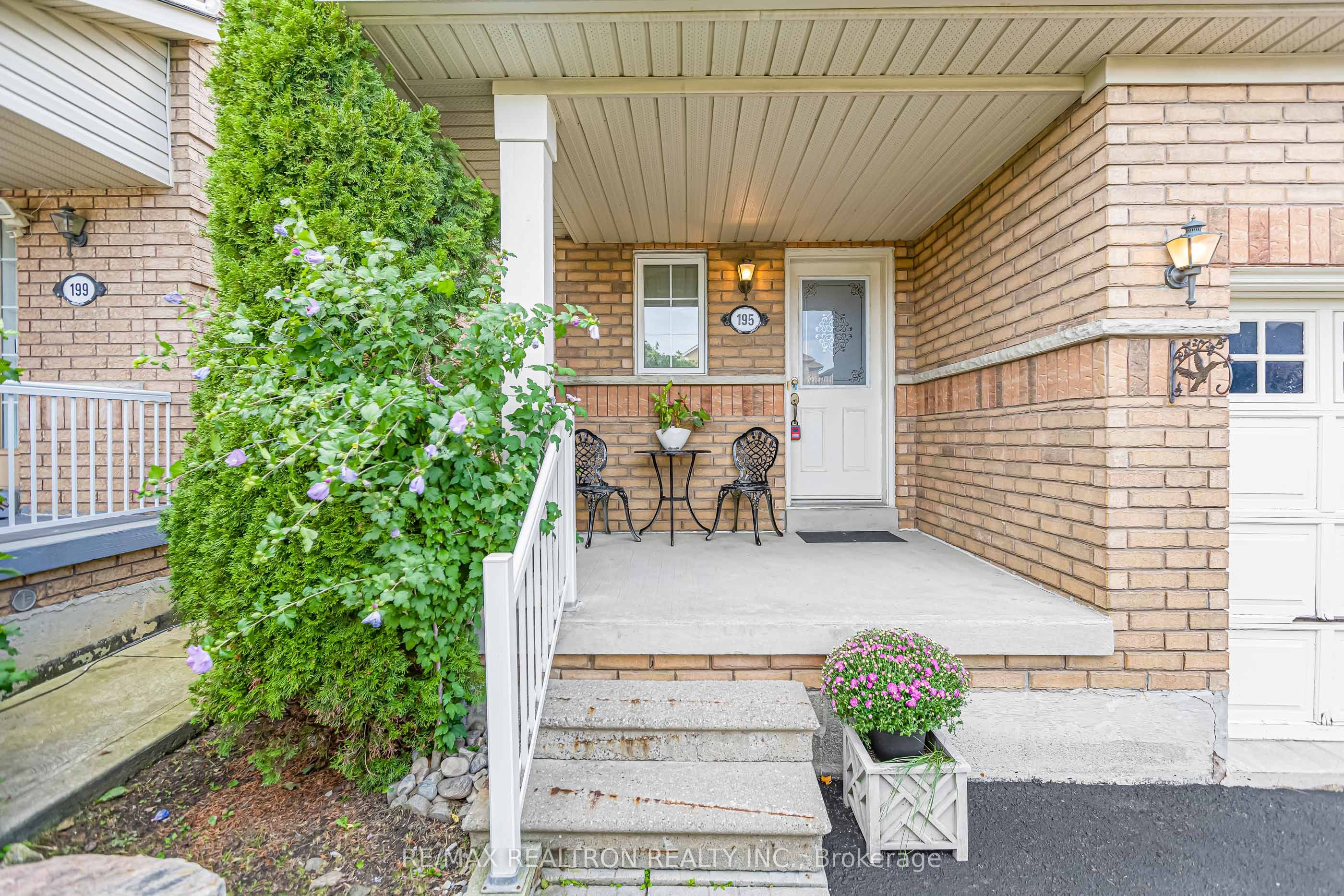 195 Kale Crescent, Vaughan, ON L6A 3R2 photo 3