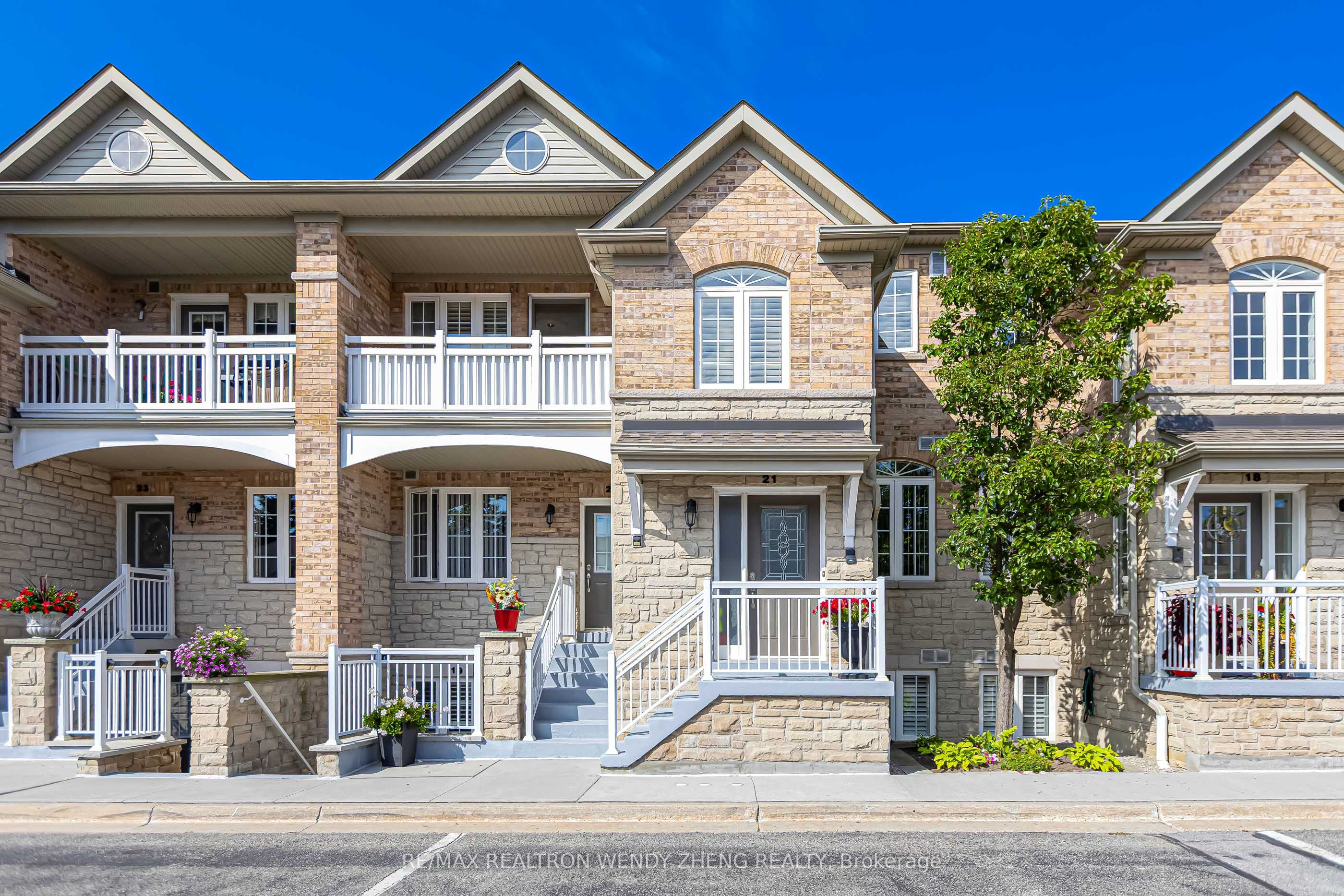 520 Silken Laumann Drive 21, Newmarket, ON L3X 2S7 photo 3