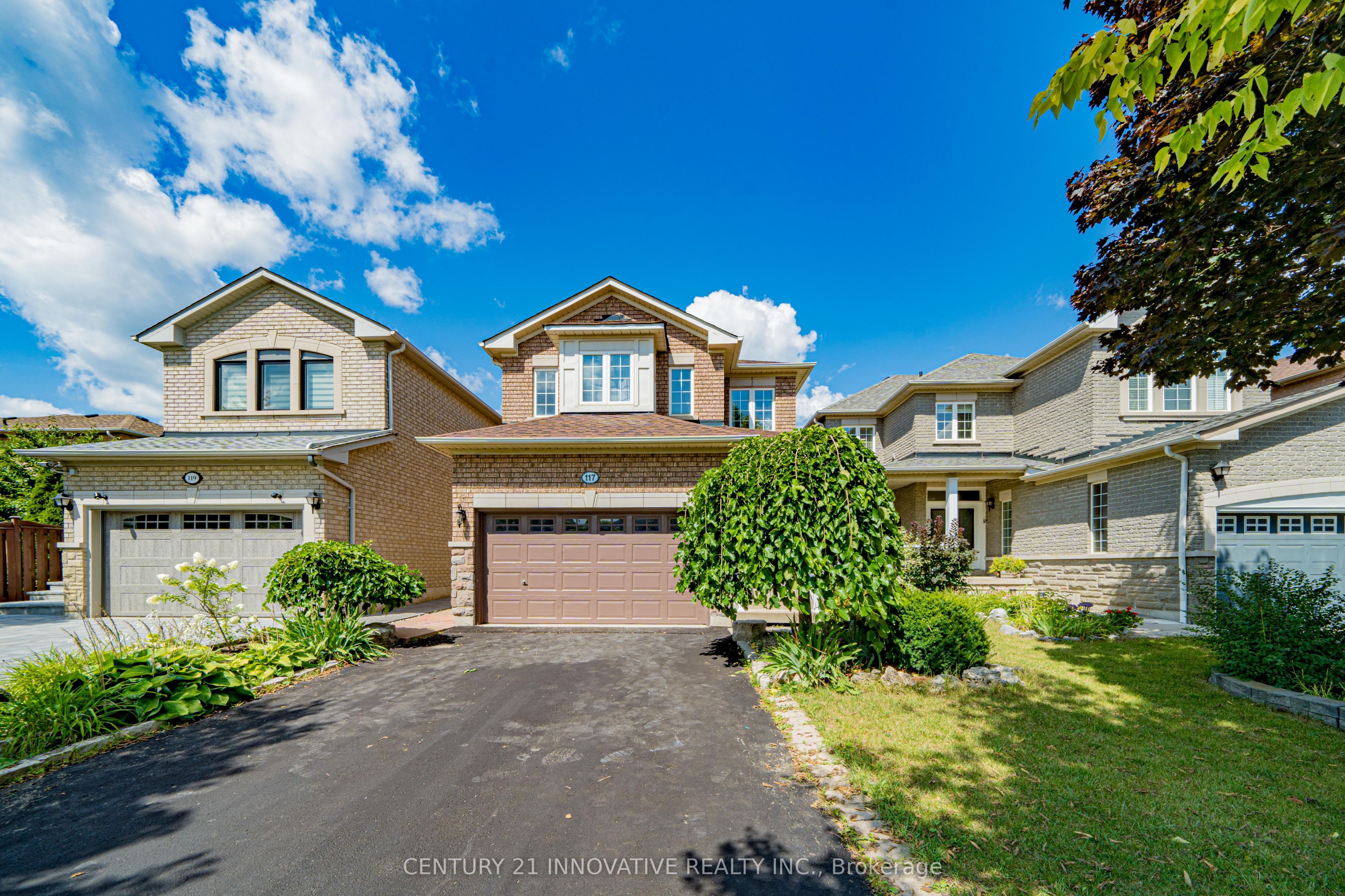 117 Raintree Crescent, Richmond Hill, ON L4E 3Y8 photo 2