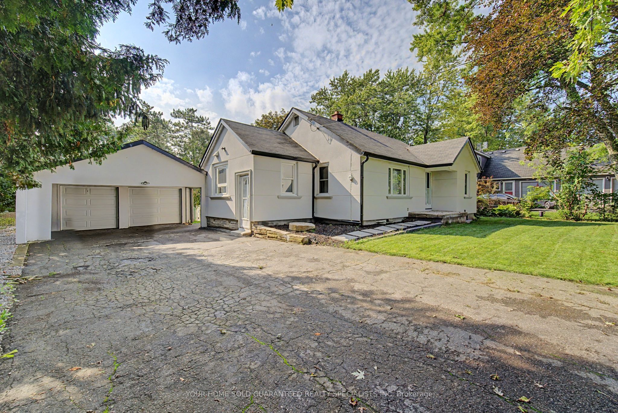 14376 JANE Street, King, ON L0G 1J0