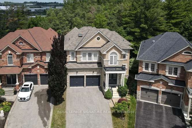 488 Foxcroft Boulevard, Newmarket, ON L3X 3L7 photo 2