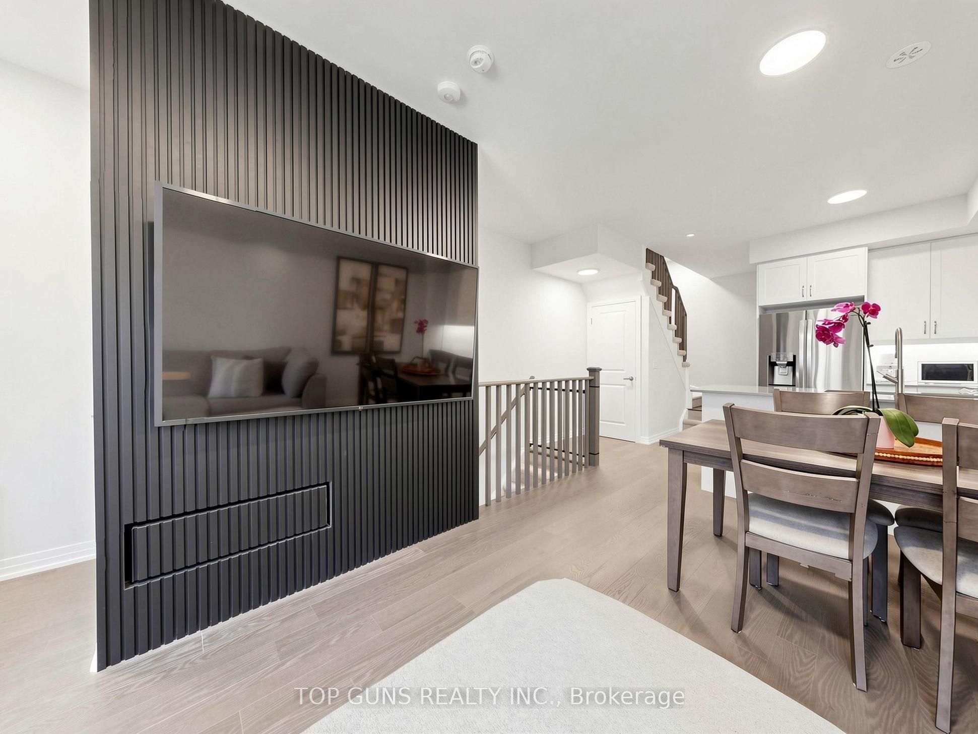 50 Baynes Way 4, Bradford West Gwillimbury, ON L3Z 4M4 photo 5