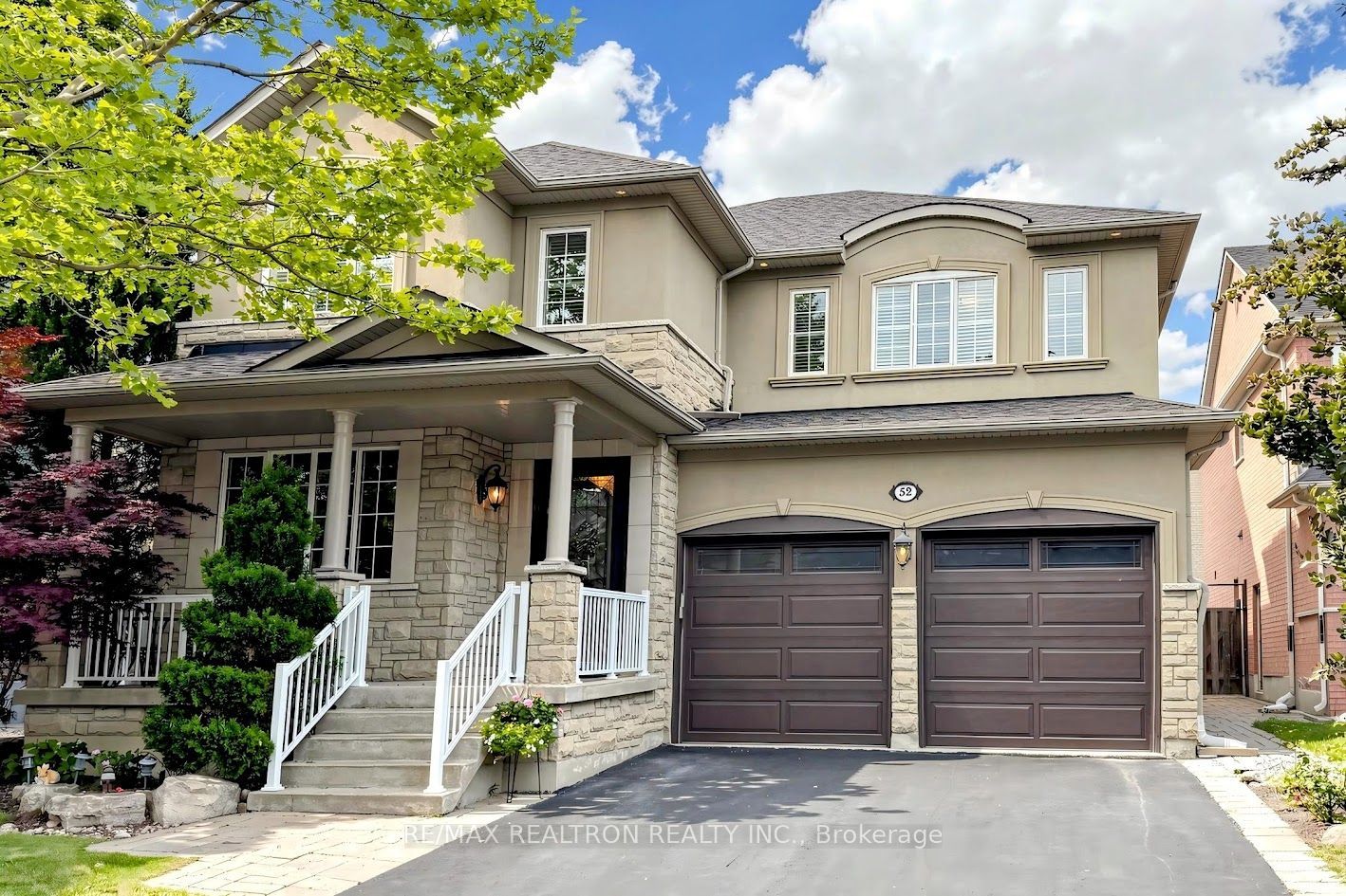 52 Canelli Heights Court, Vaughan, ON L4J 8V5
