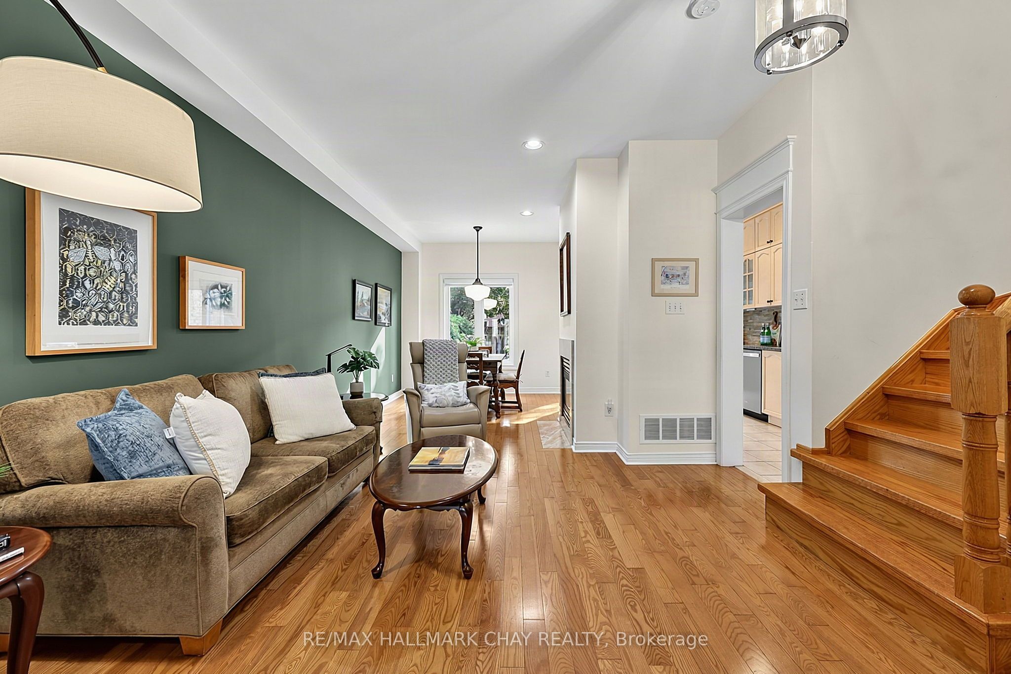 168 Denise Circle, Newmarket, ON L3X 2J9 photo 5