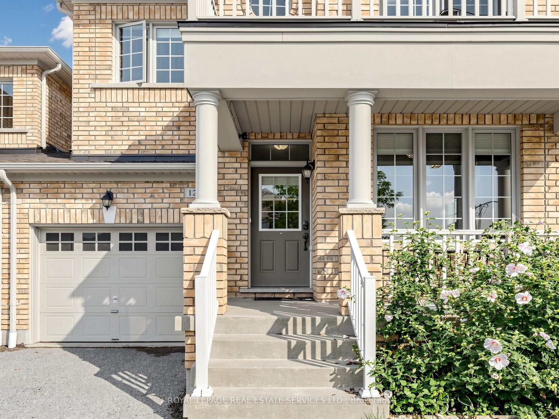 122 Juglans Crescent, Whitchurch-Stouffville, ON L4A 1S5 photo 3