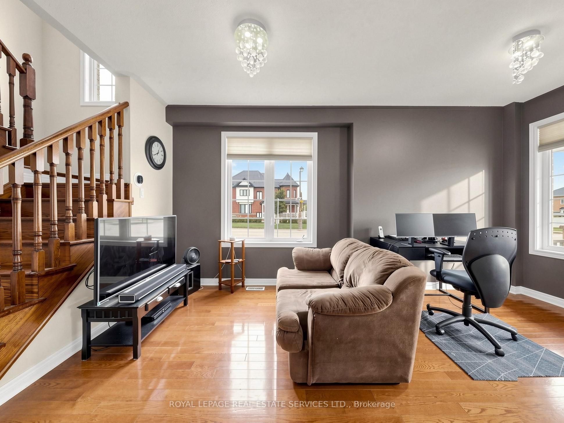122 Juglans Crescent, Whitchurch-Stouffville, ON L4A 1S5 photo 5