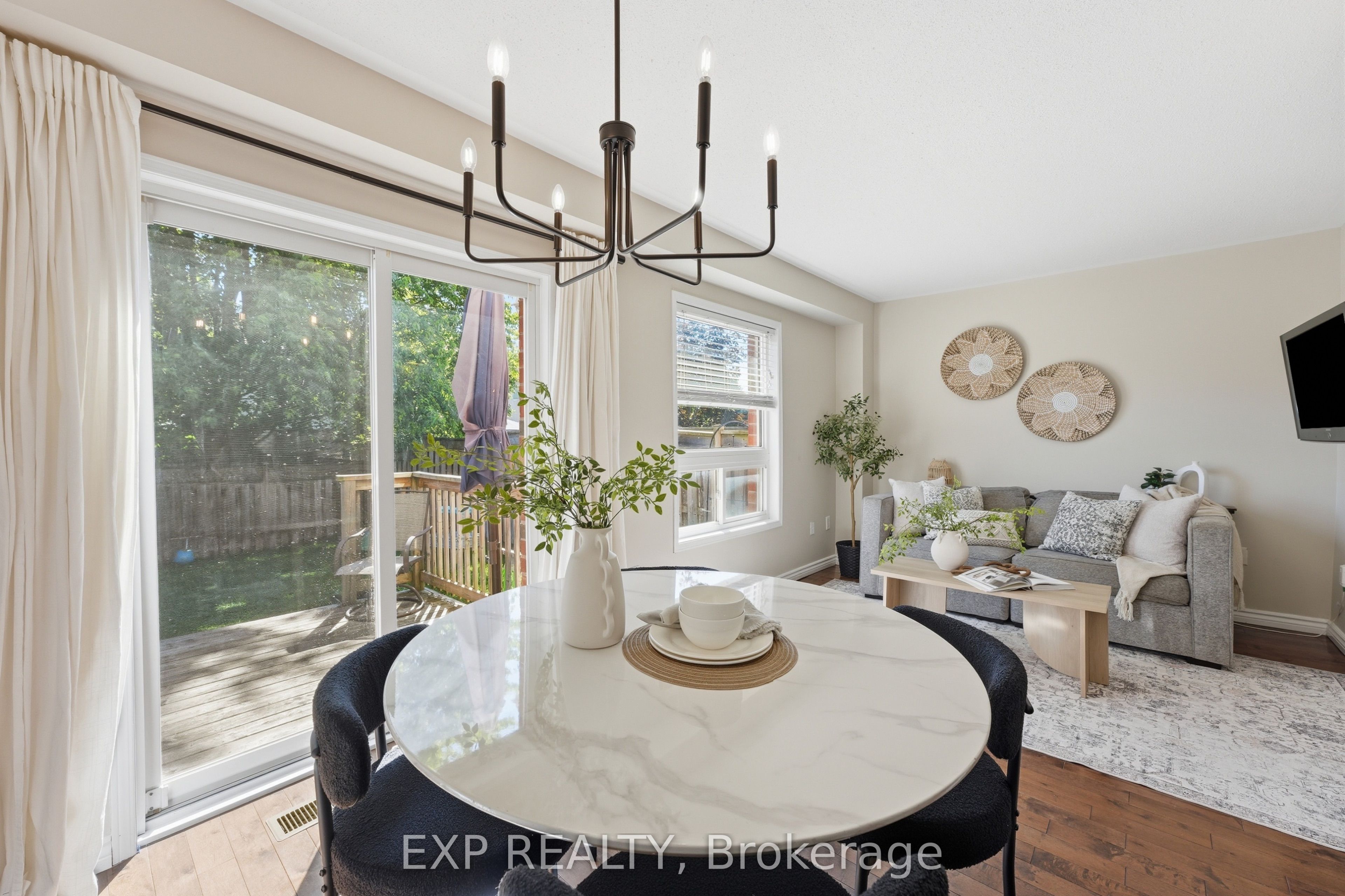 3 Battenberg Court, East Gwillimbury, ON L0G 1M0 photo 5