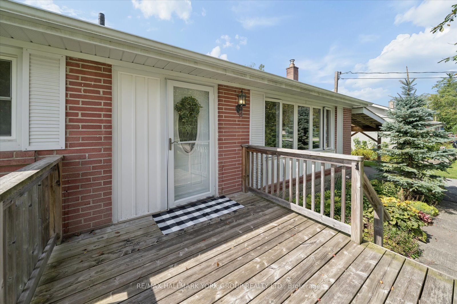 26 Georgina Street, Georgina, ON L0E 1R0 photo 3