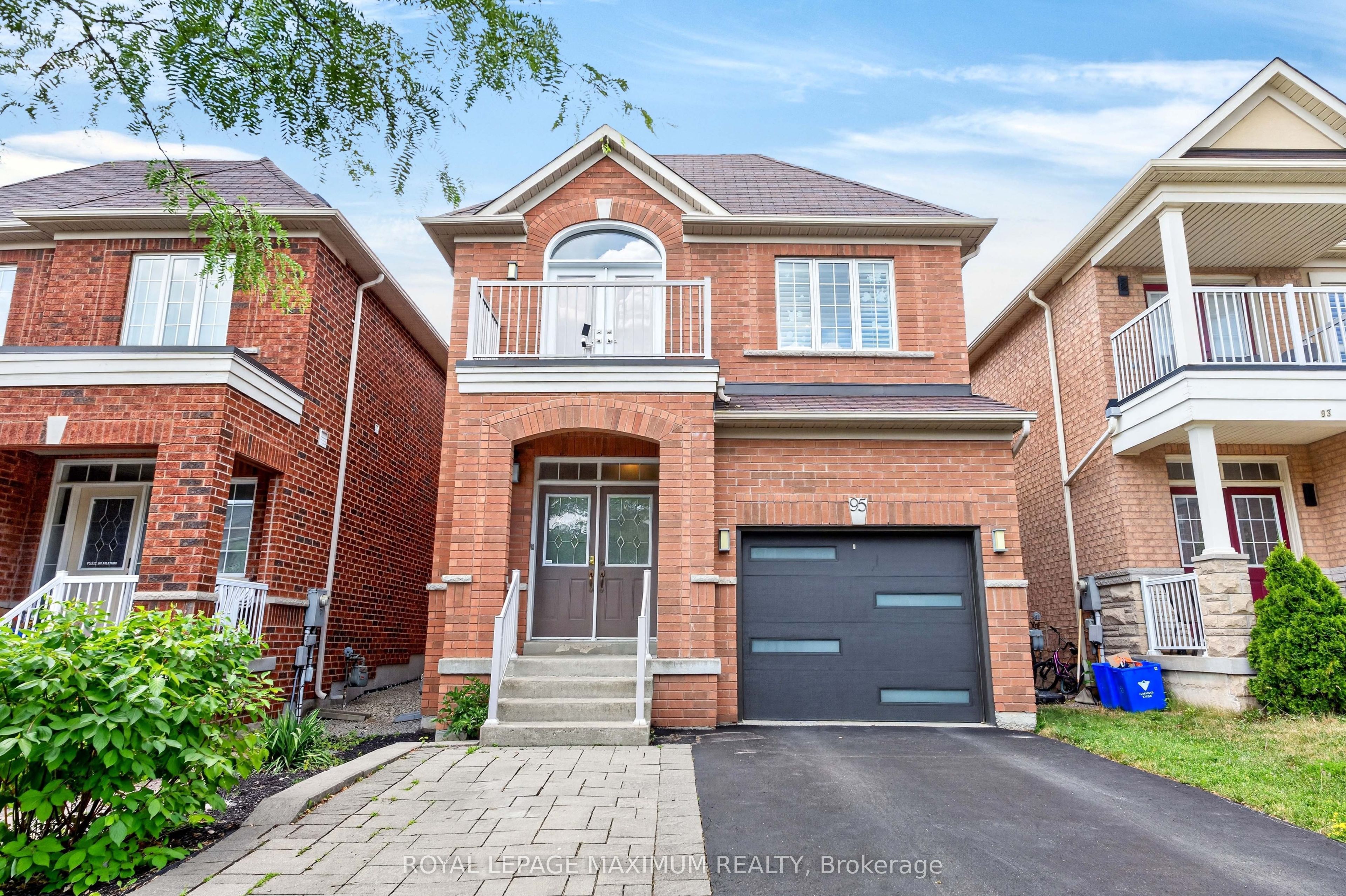 95 White Beach Crescent, Vaughan, ON L6A 0R2