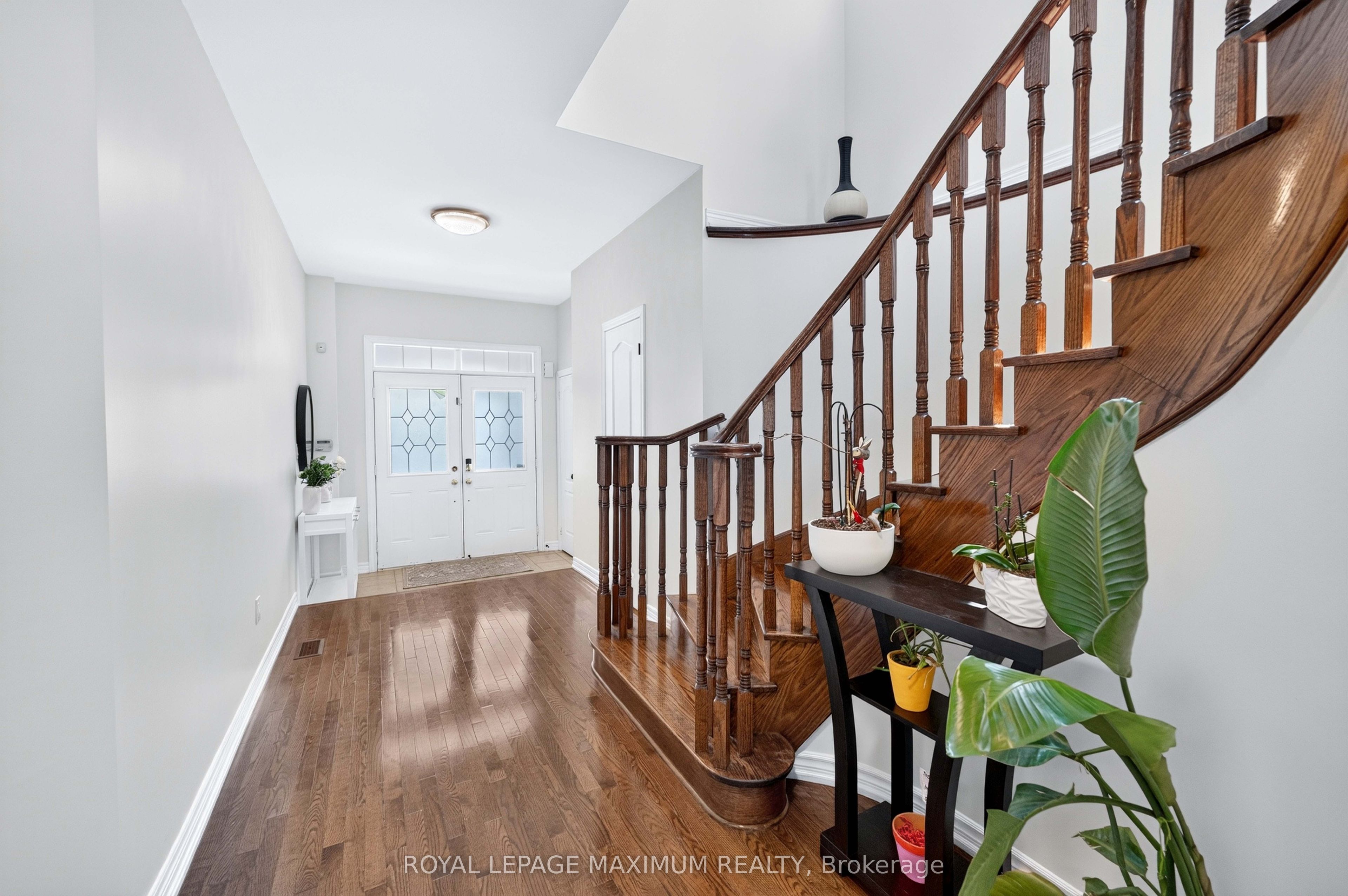 95 White Beach Crescent, Vaughan, ON L6A 0R2 photo 4