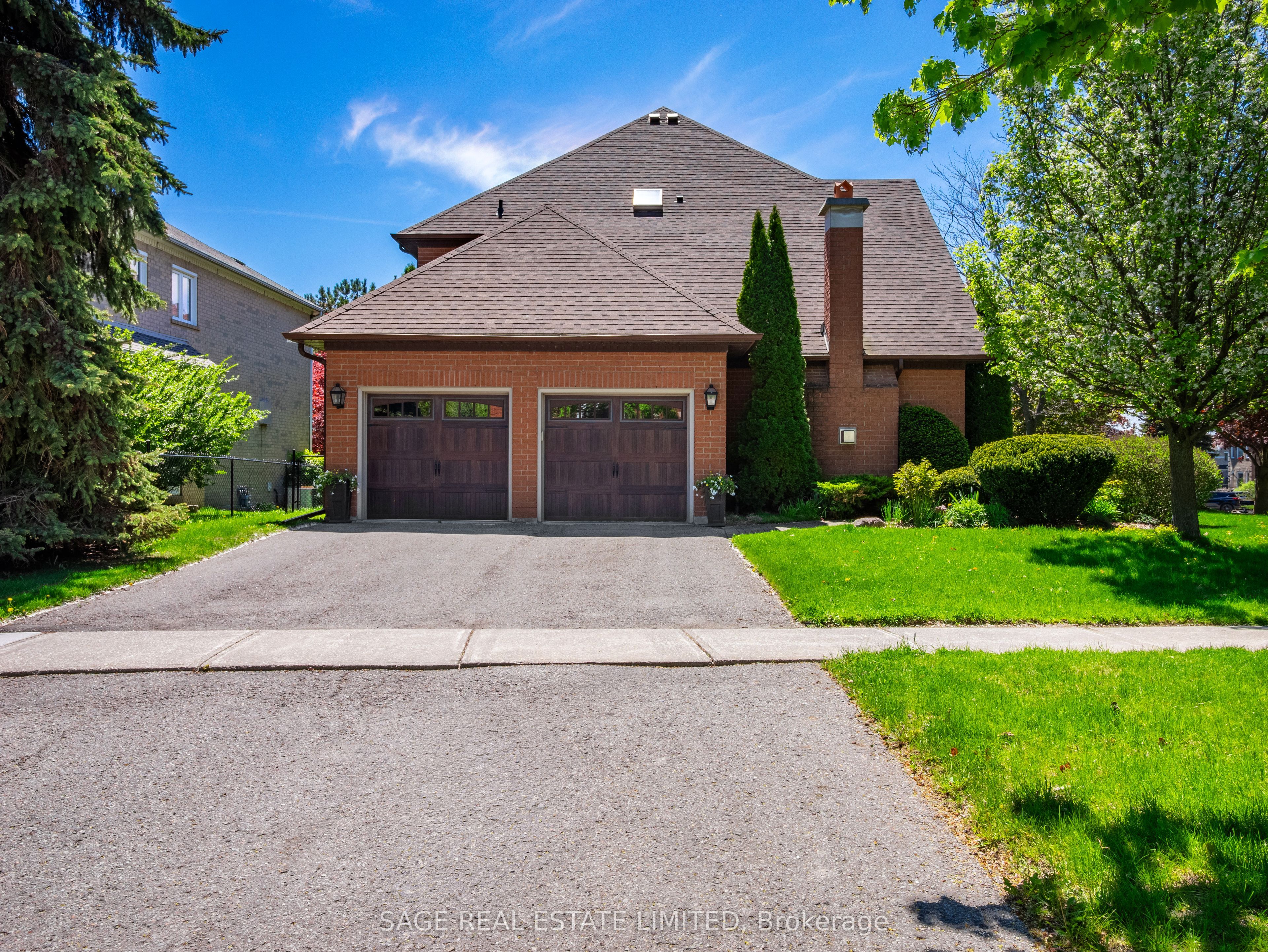 888 Cresta Rider Place, Newmarket, ON L3X 1L5 photo 4