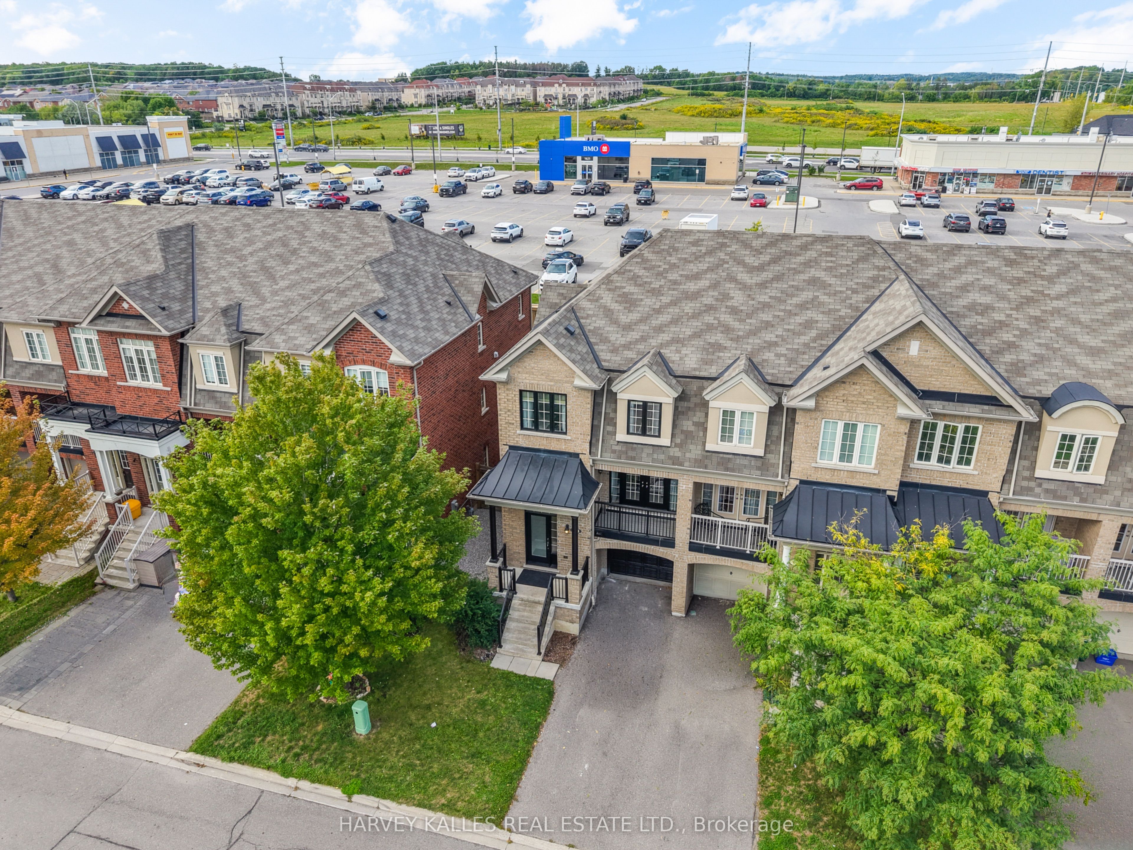 57 Elderbrook Crescent, Vaughan, ON L4K 5M5 photo 2