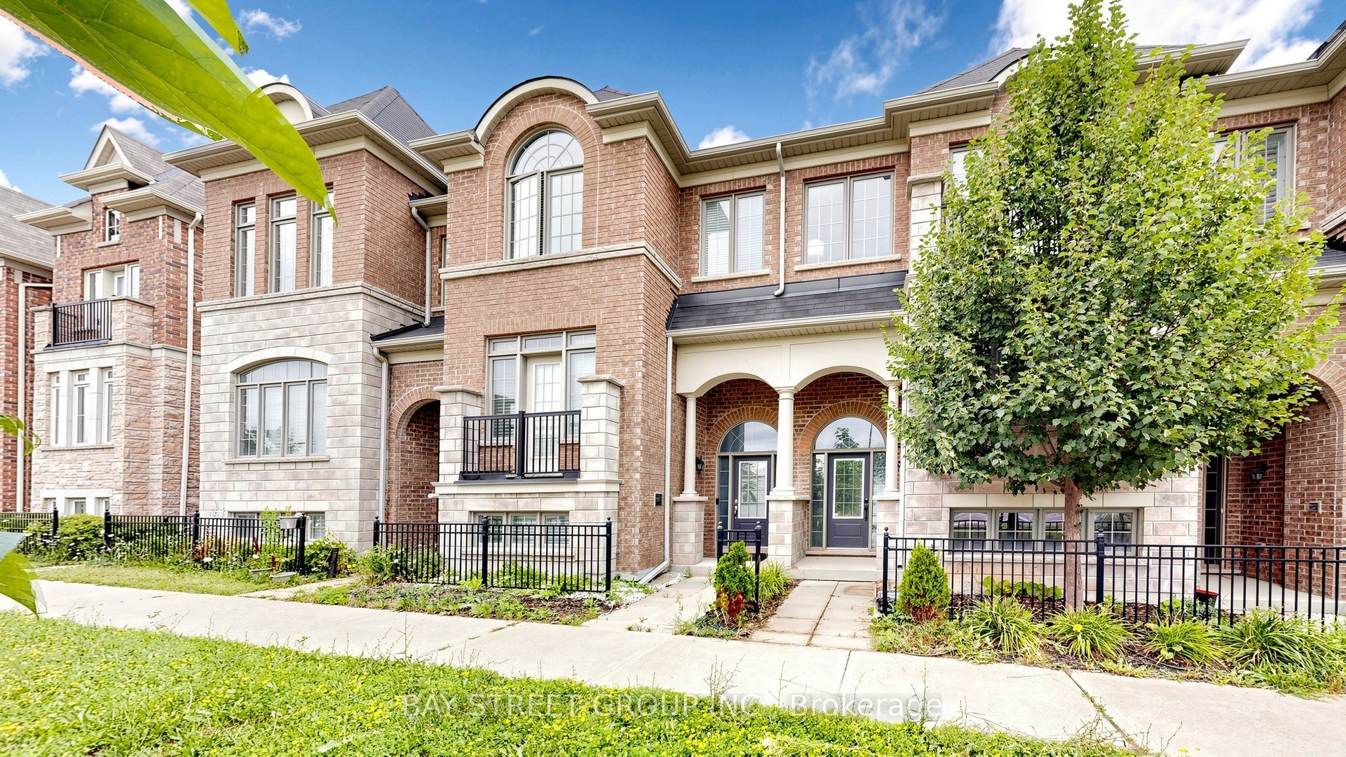 35 Sharbot Lane, Markham, ON L6E 0S7 photo 2