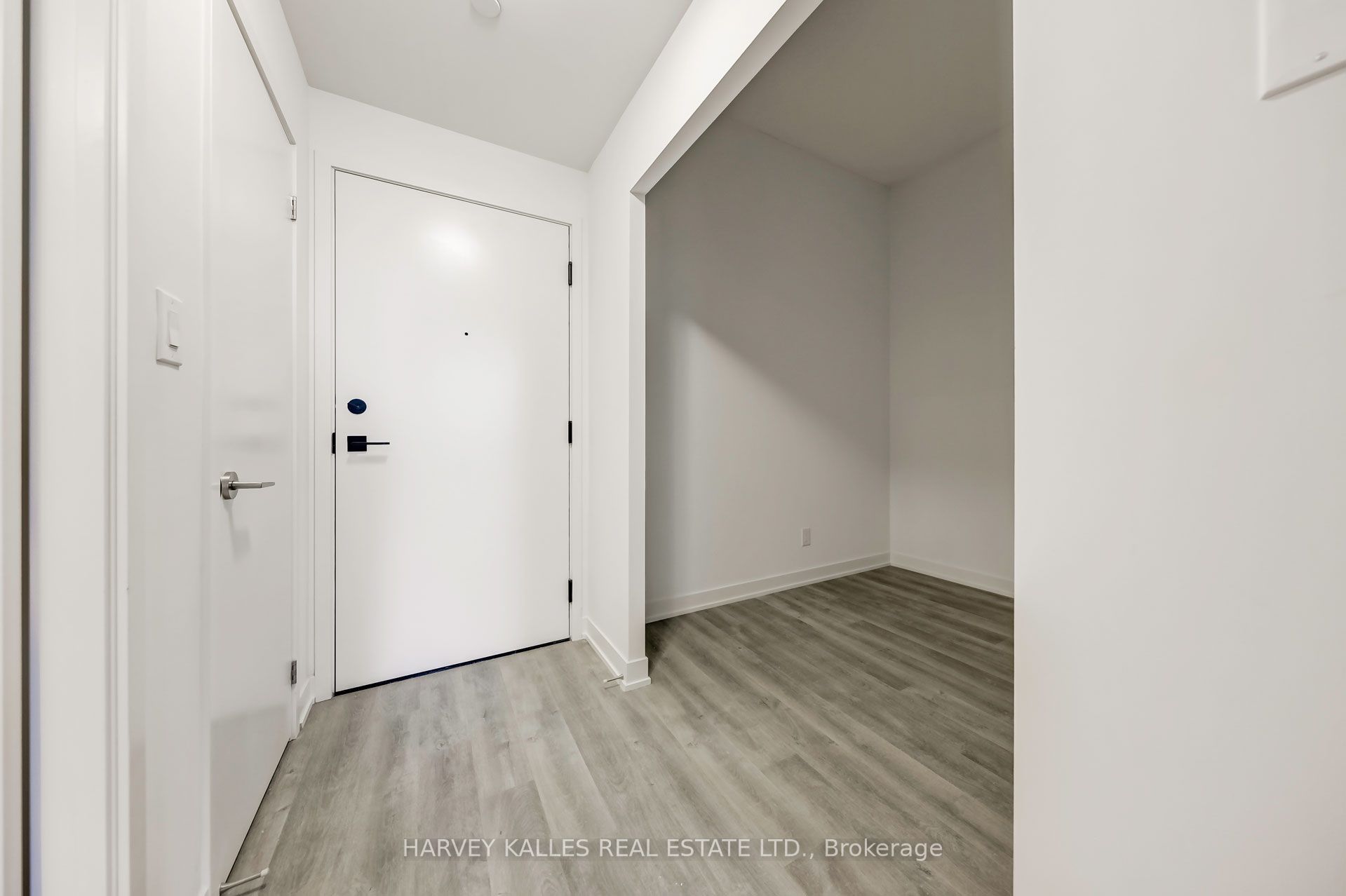8119 Birchmount Road 1006, Markham, ON L6G 0H5 photo 3