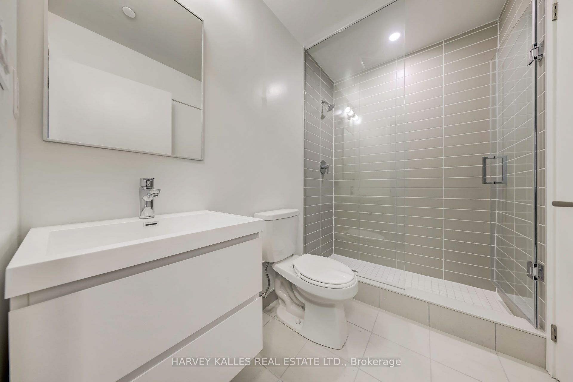 8119 Birchmount Road 1006, Markham, ON L6G 0H5 photo 5