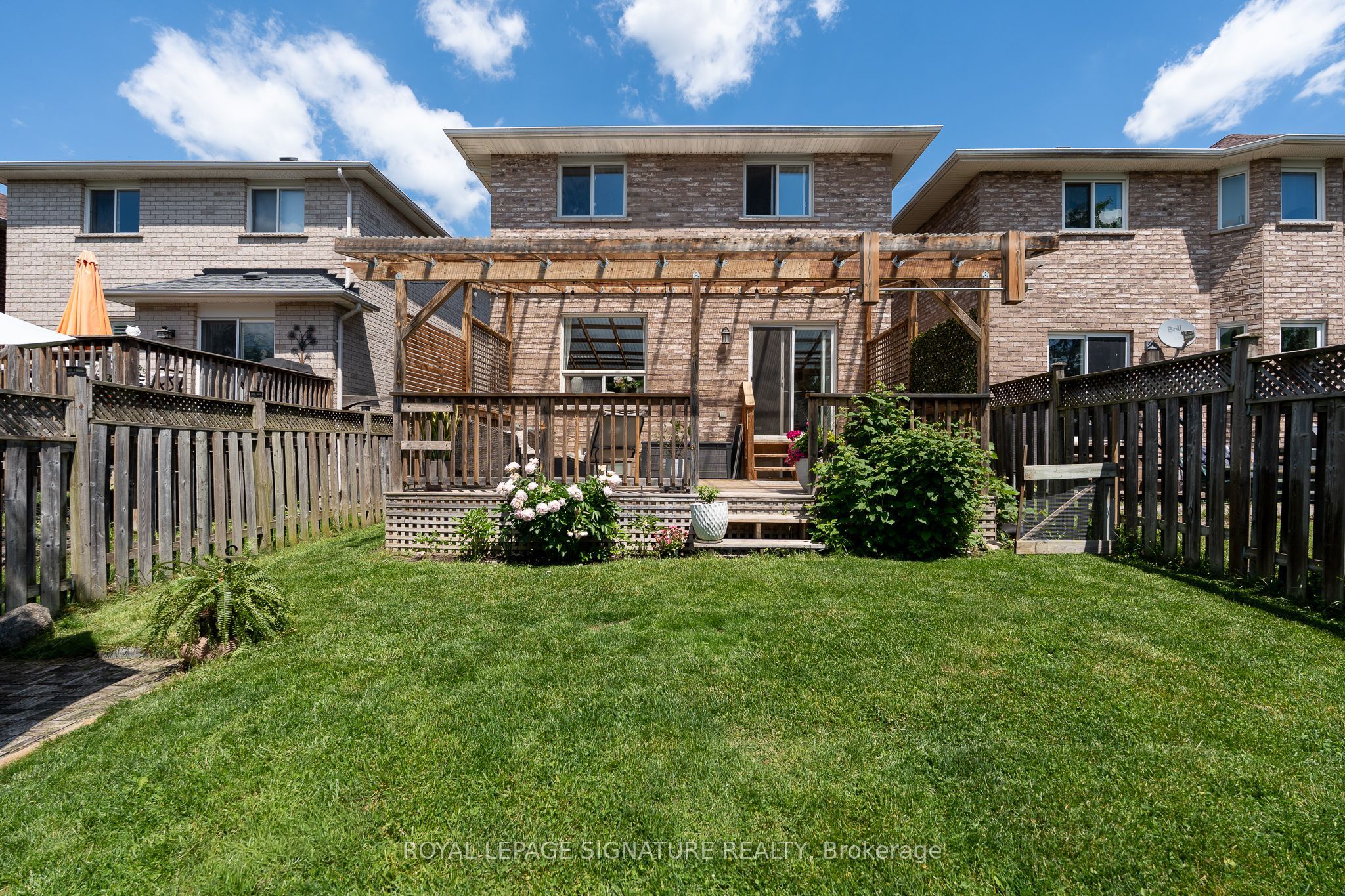 116 Clearmeadow Boulevard, Newmarket, ON L3X 2M5