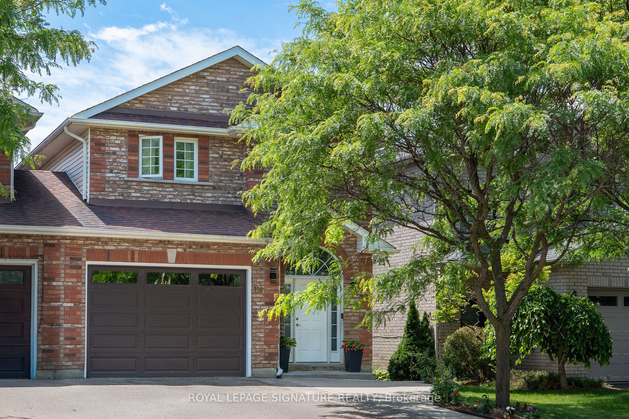 116 Clearmeadow Boulevard, Newmarket, ON L3X 2M5 photo 2