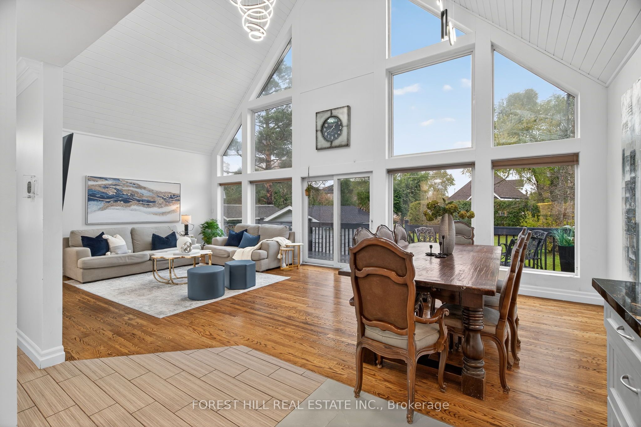26 Elm Grove Avenue, Richmond Hill, ON L4E 2T1 photo 4