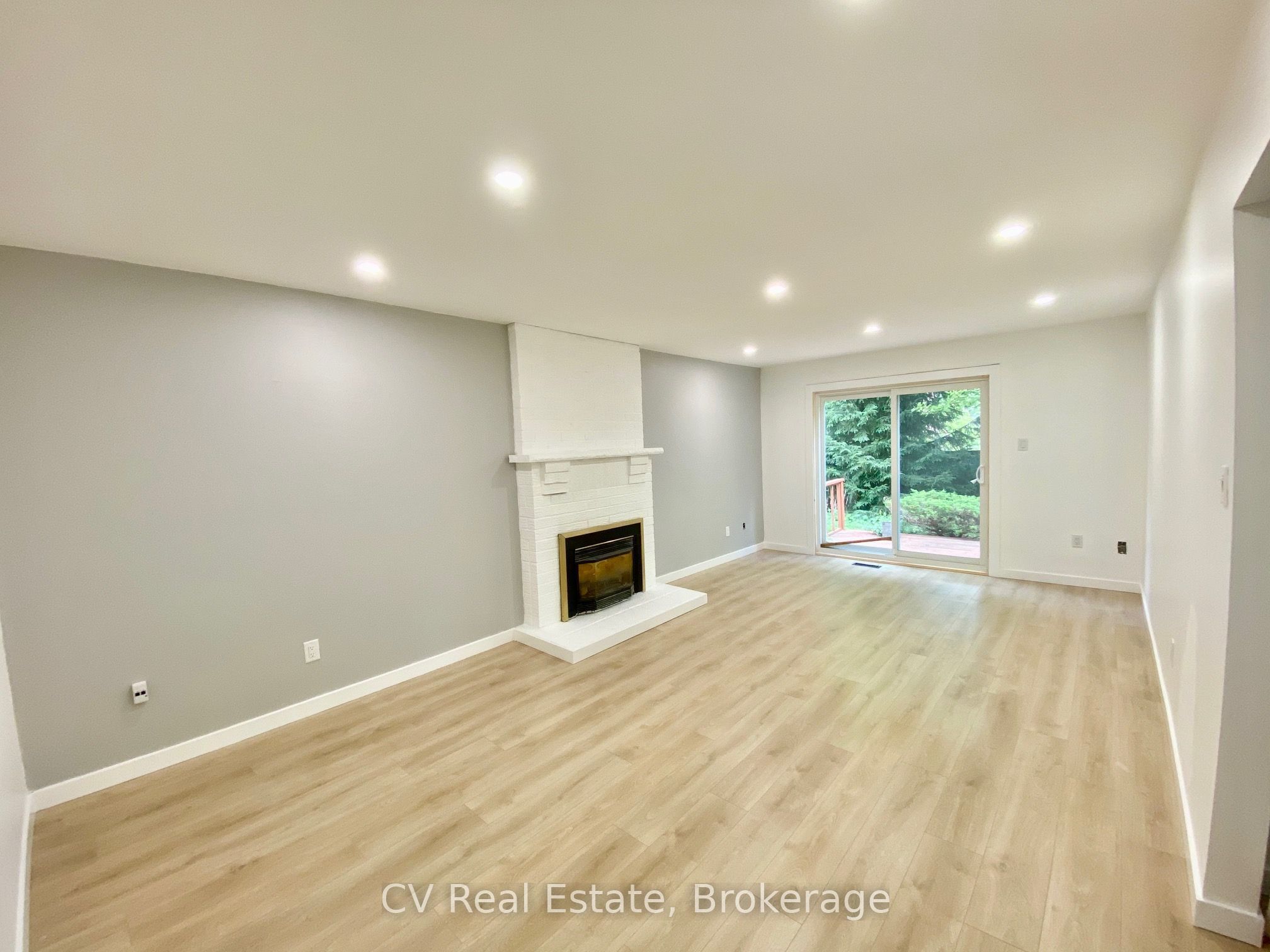 203 Sheffield Street, Newmarket, ON L3Y 5X7 photo 5