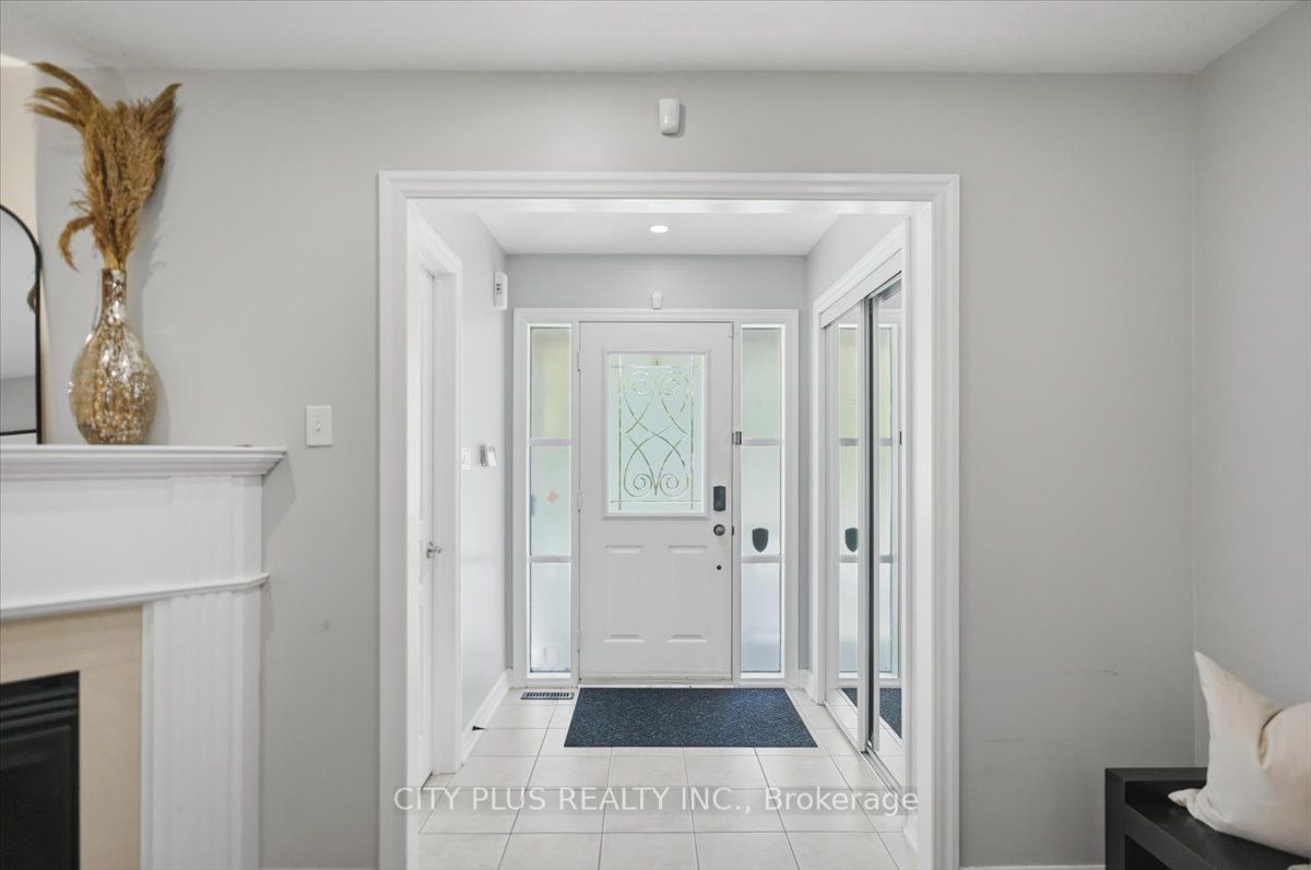 59 Byers Pond Way, Whitchurch-Stouffville, ON L4A 0R4 photo 2