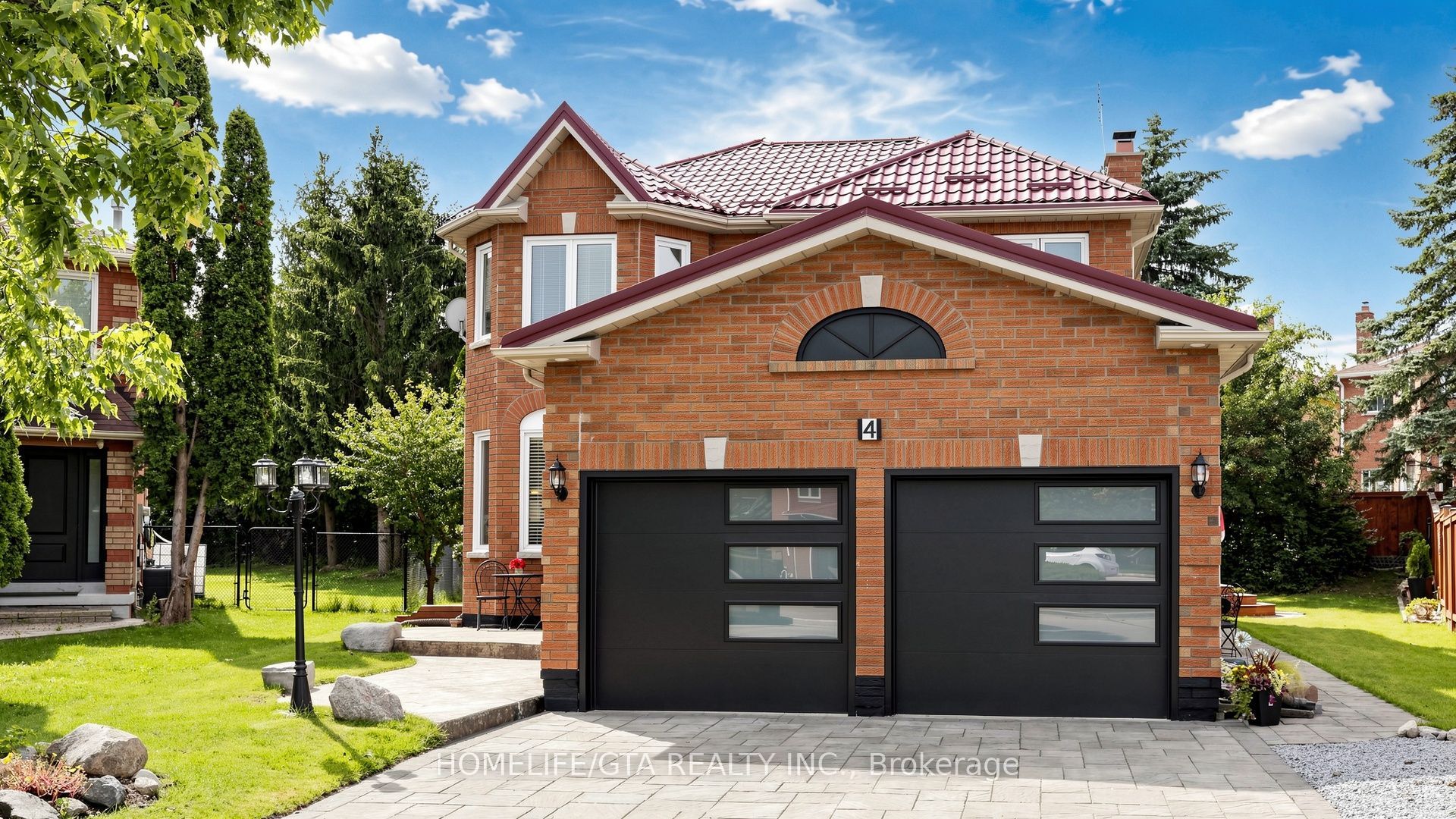 4 Alma Court, Richmond Hill, ON L4S 1G3 photo 2