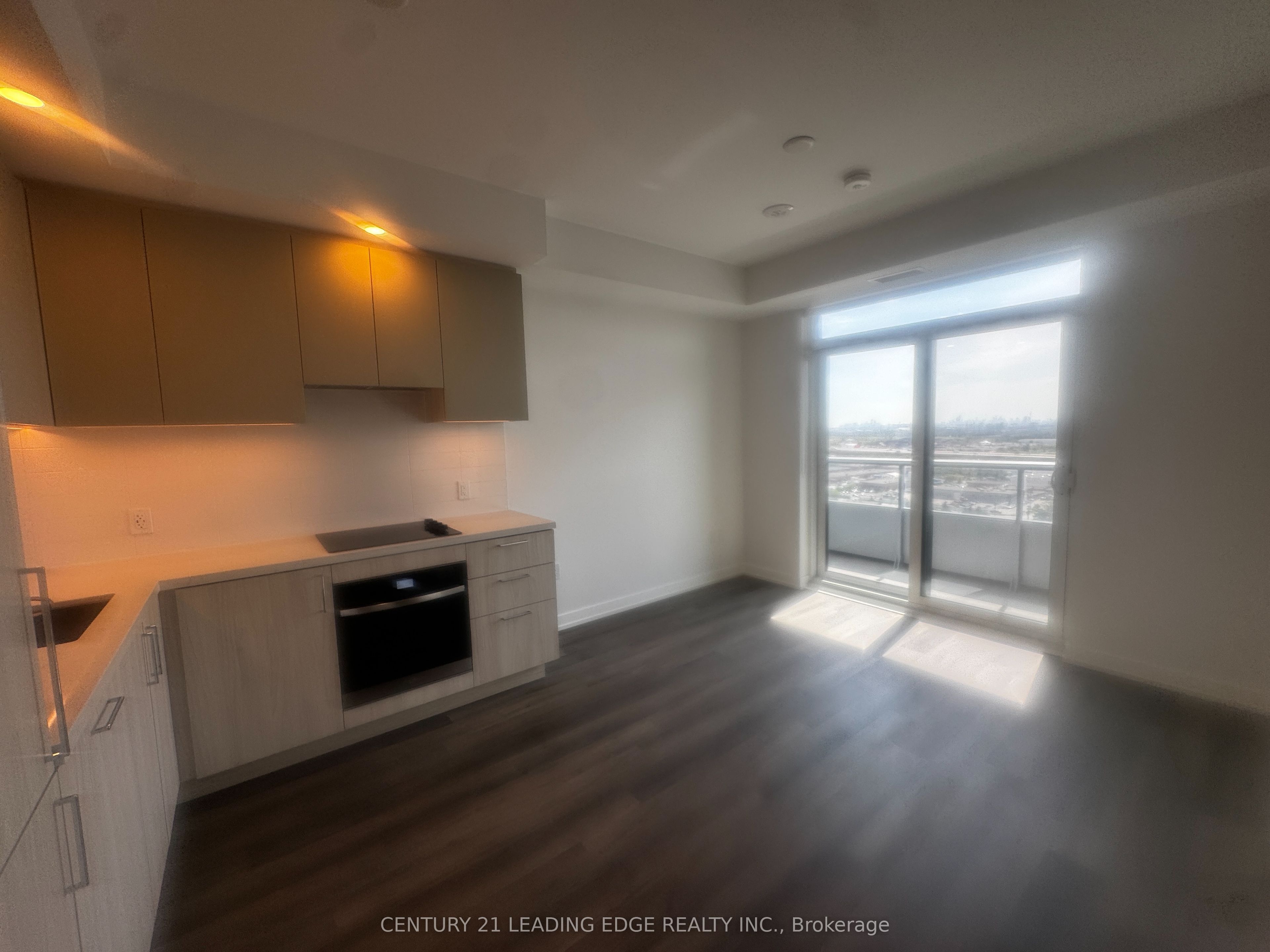 21 Meadowdale Road 1701, Vaughan, ON L4K 0H6 photo 4