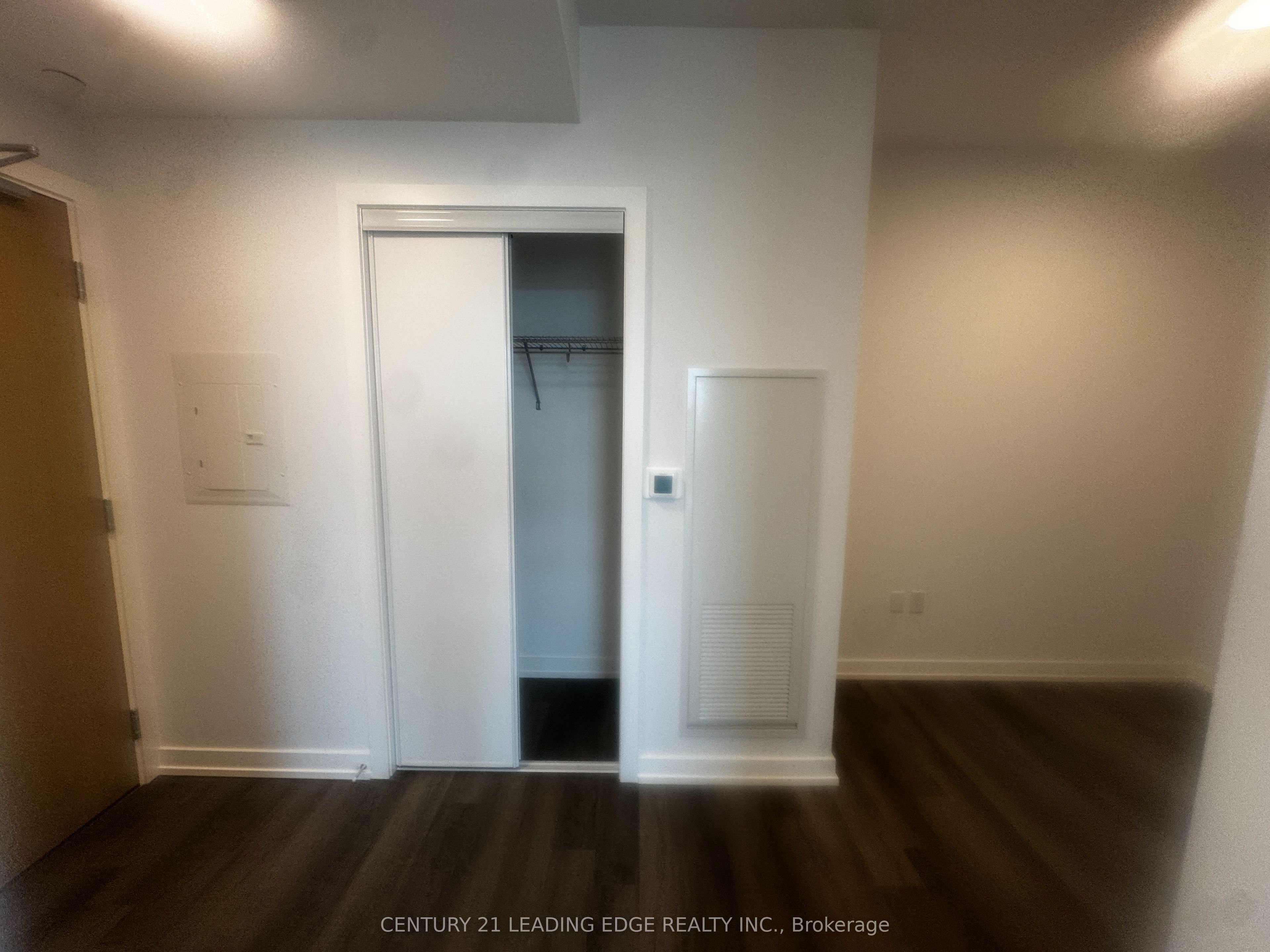 21 Meadowdale Road 1701, Vaughan, ON L4K 0H6 photo 5