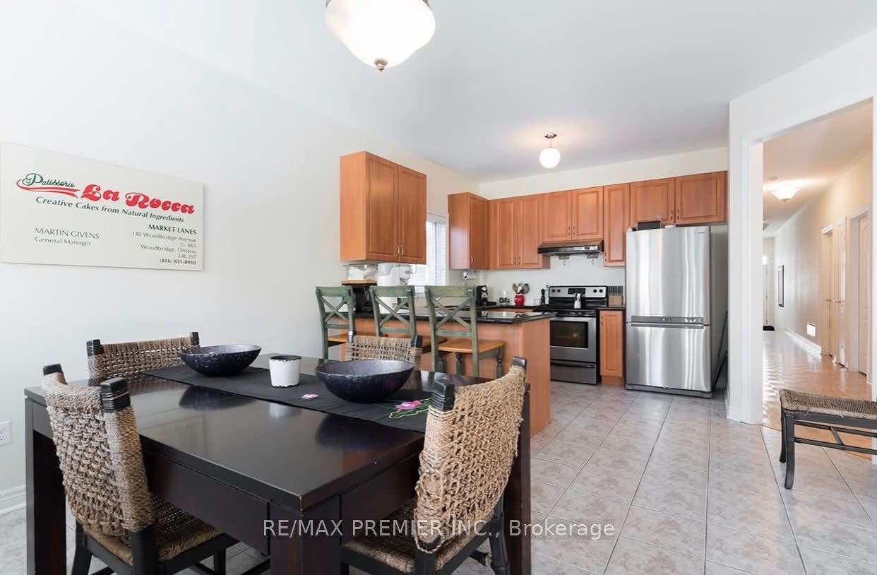 144 Greenview Circle, Vaughan, ON L6A 0B6 photo 5