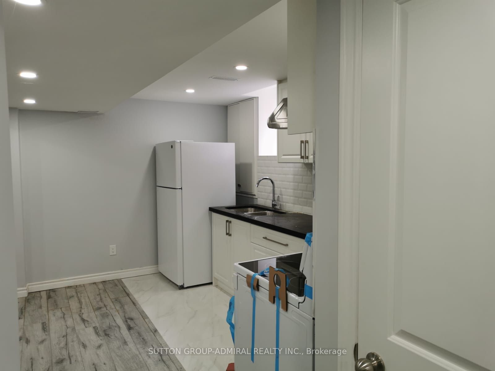 339 Brownridge Drive, Vaughan, ON L4J 5X1 photo 4