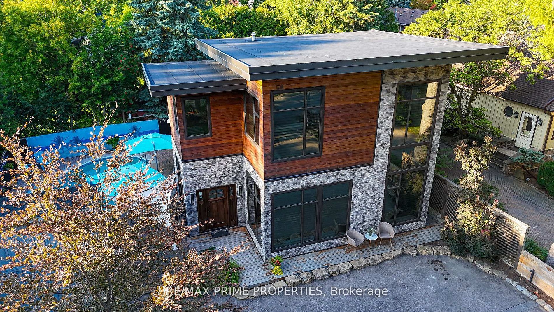 227 Second Street, Whitchurch-Stouffville, ON L4A 1B9 photo 2